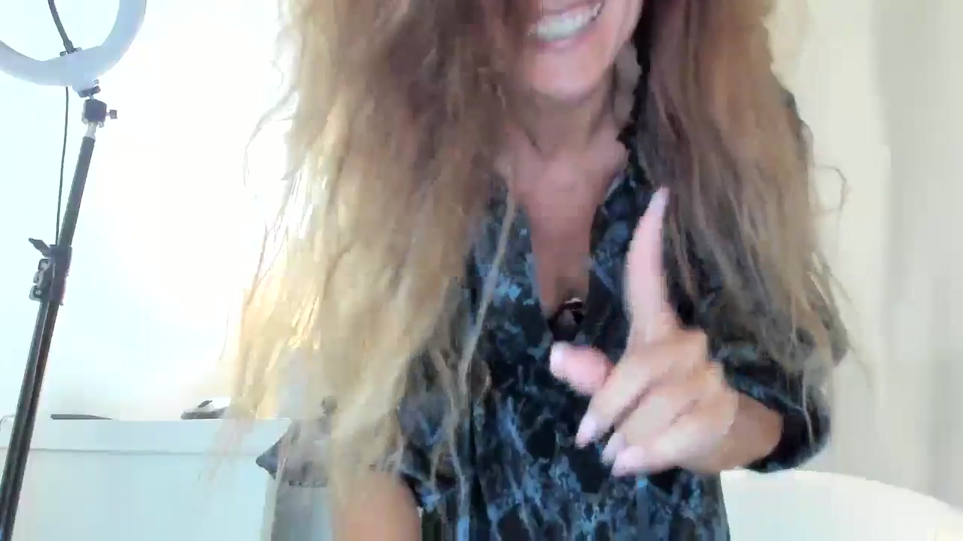 Gallery image thumbnail from DANIELLE's myfreecams stream on, 08/05/2024, 07:24 image 15 of 20