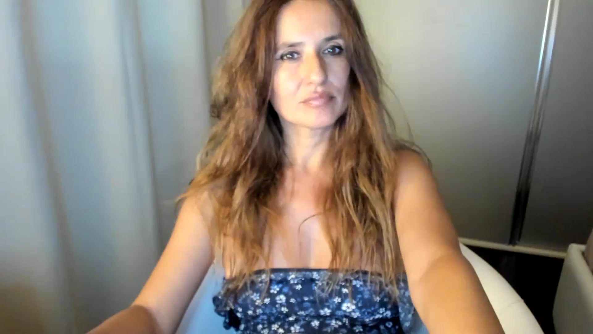 Gallery image thumbnail from DANIELLE's myfreecams stream on, 08/11/2024, 09:17 image 4 of 20