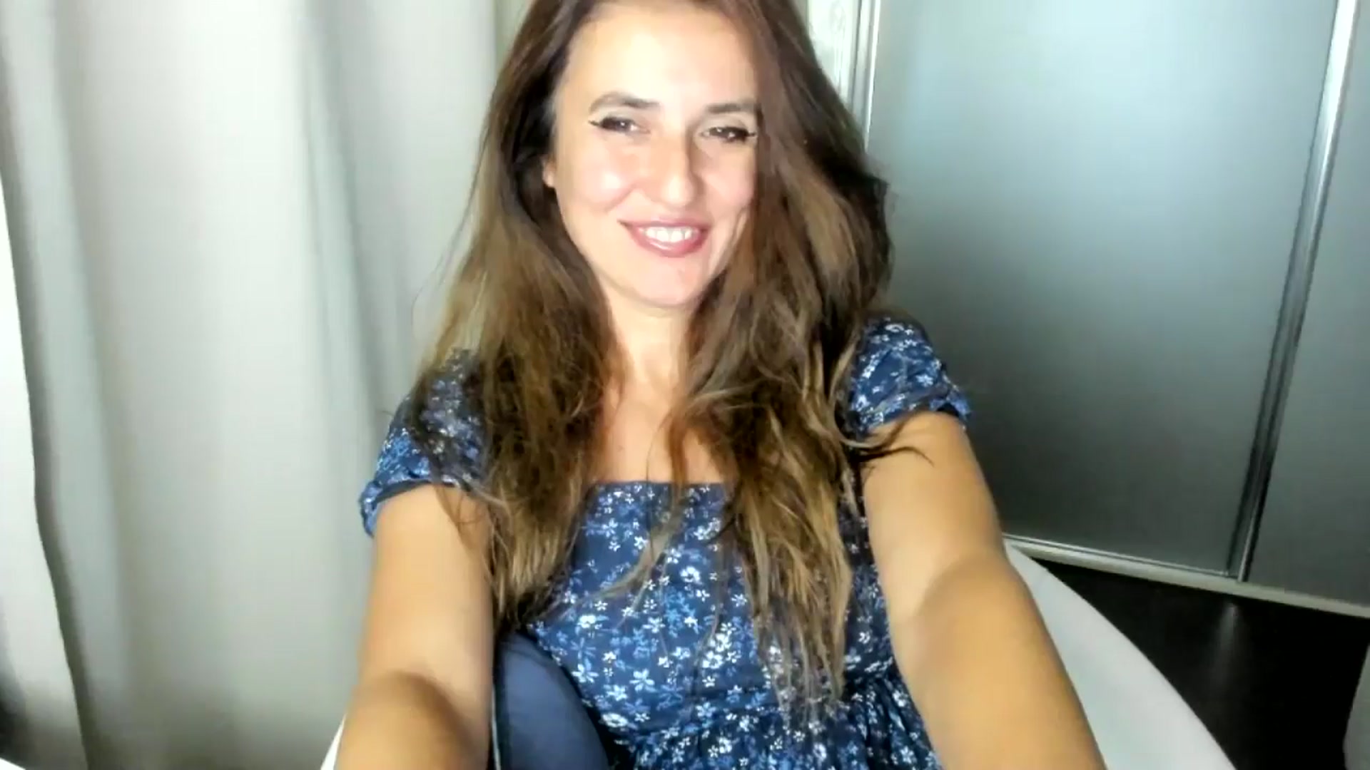 Gallery image thumbnail from DANIELLE's myfreecams stream on, 08/26/2024, 04:50 image 3 of 20