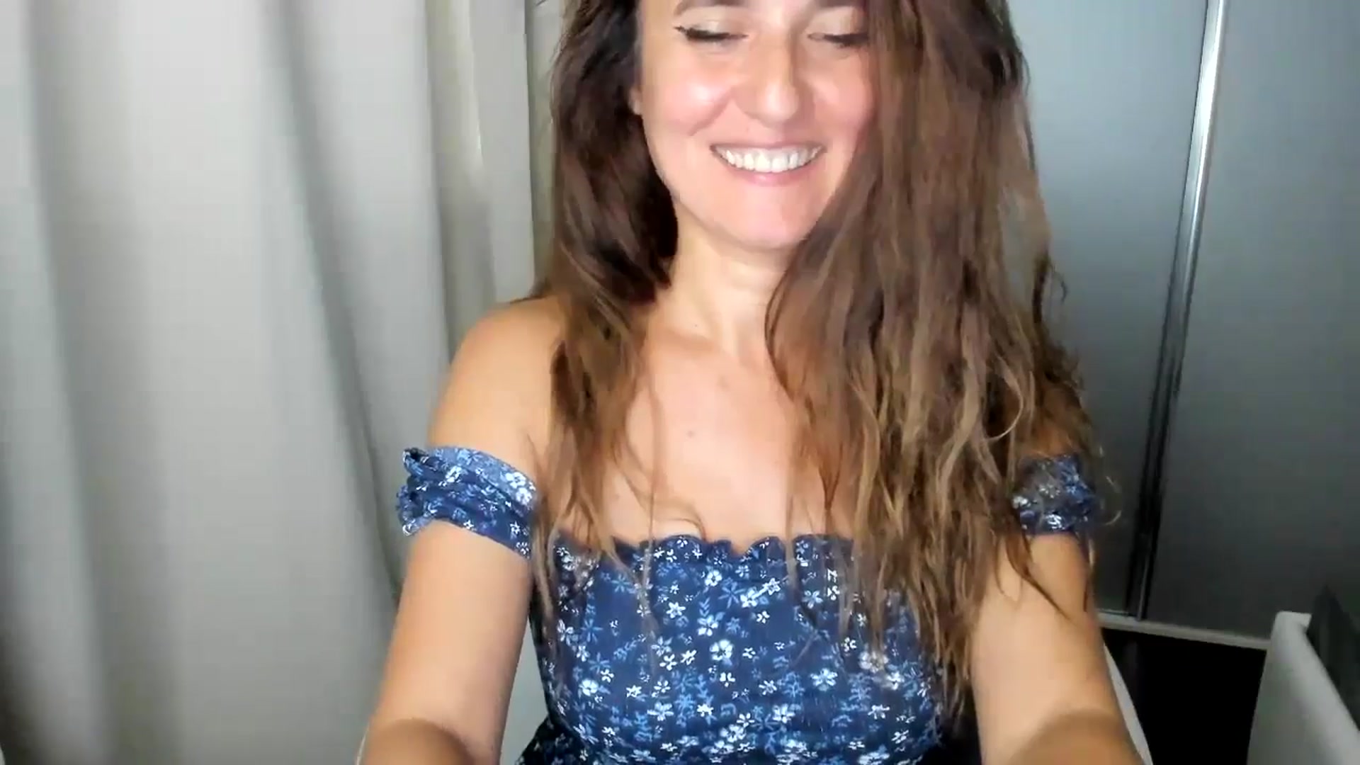 Gallery image thumbnail from DANIELLE's myfreecams stream on, 08/26/2024, 06:06 image 11 of 20