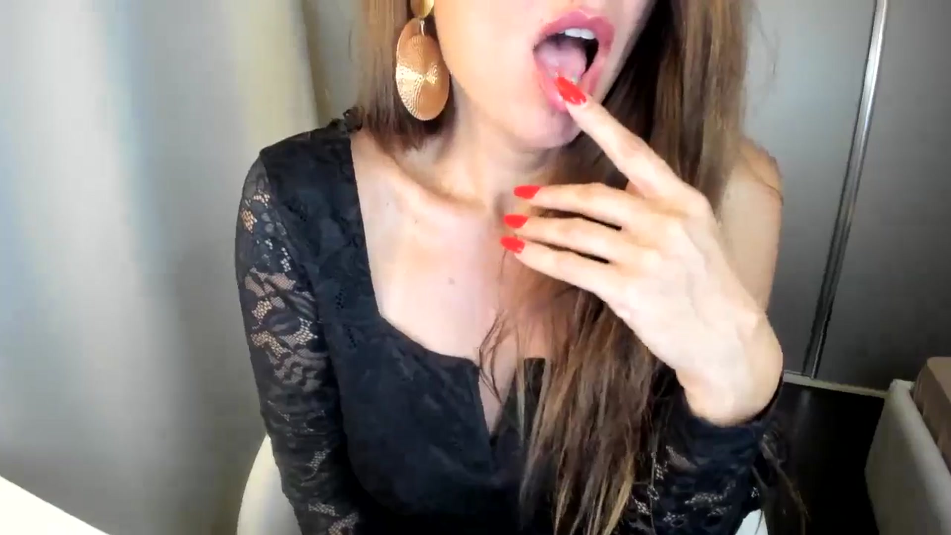 Gallery image thumbnail from DANIELLE's myfreecams stream on, 09/06/2024, 23:03 image 11 of 20