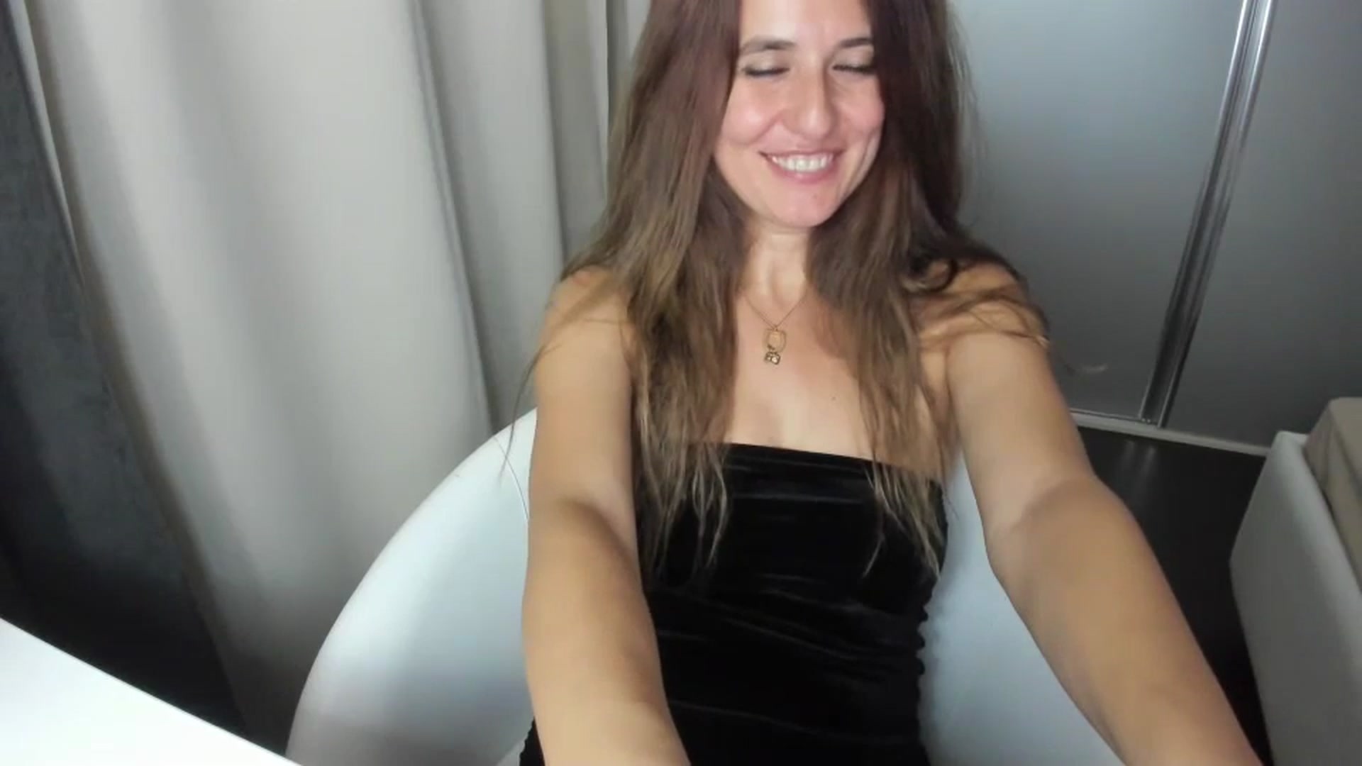 Gallery image thumbnail from DANIELLE's myfreecams stream on, 09/11/2024, 07:19 image 5 of 20