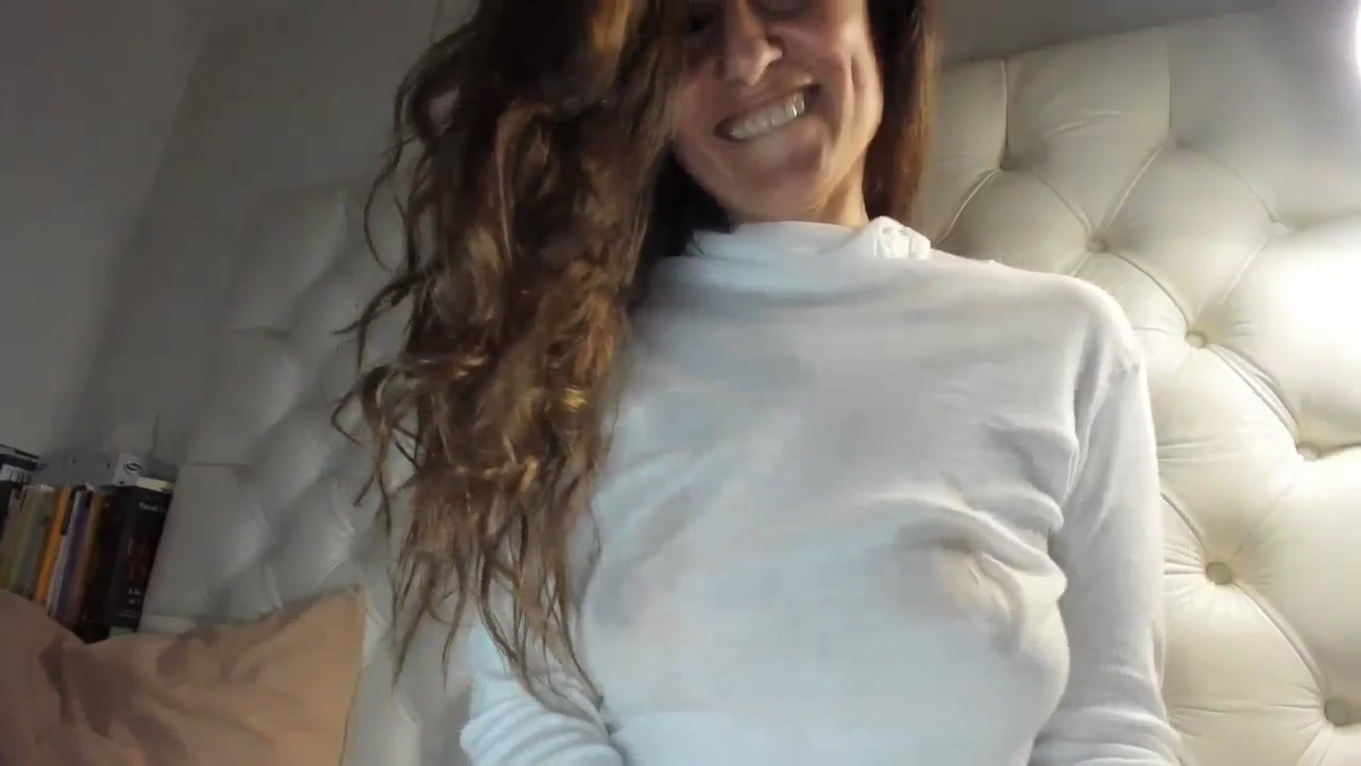 Gallery image thumbnail from DANIELLE's myfreecams stream on, 09/27/2024, 09:39 image 12 of 20