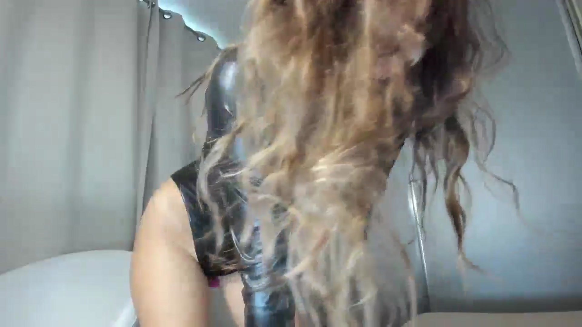 Gallery image thumbnail from DANIELLE's myfreecams stream on, 09/27/2024, 09:39 image 3 of 20