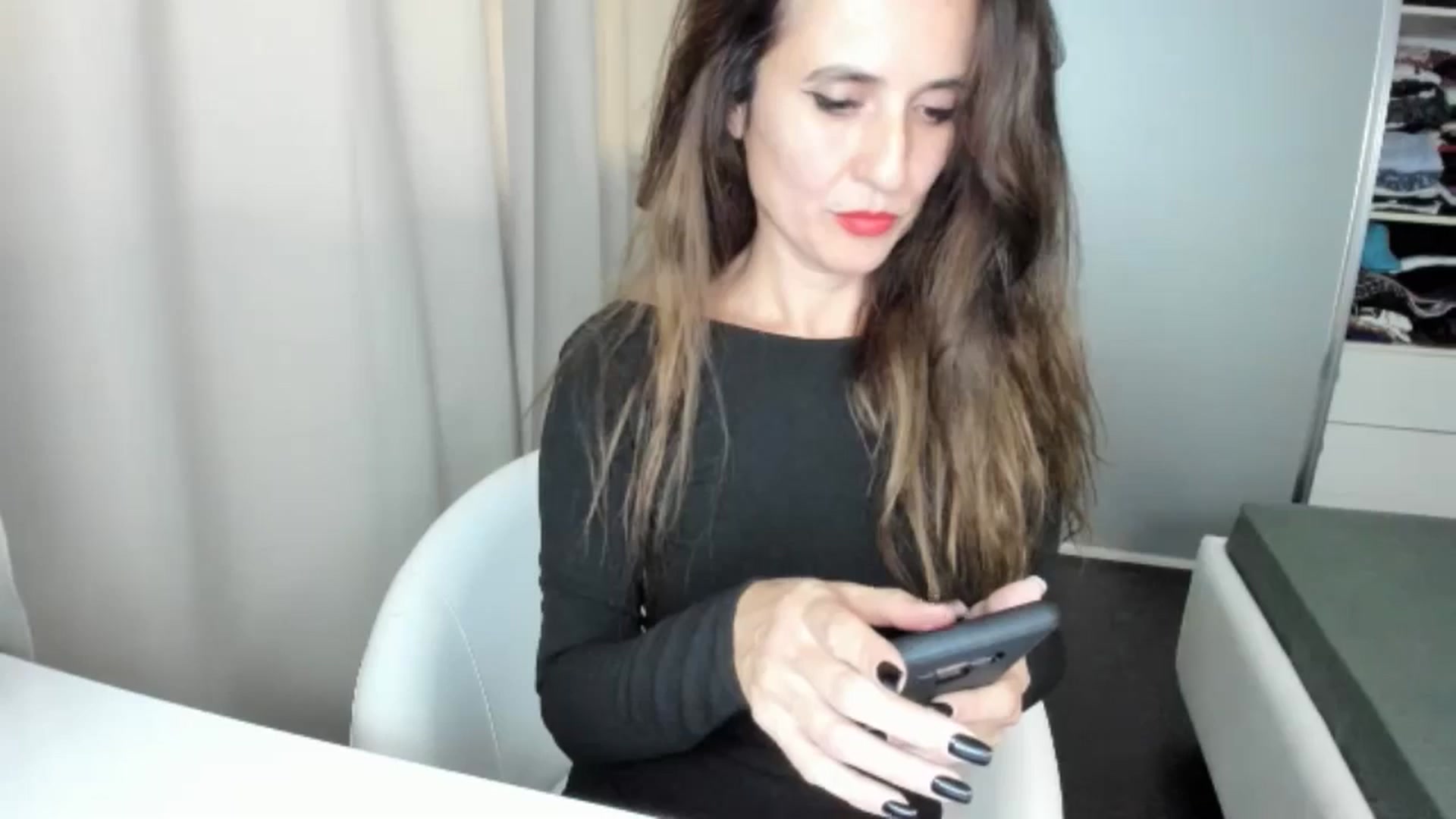 Gallery image thumbnail from DANIELLE's myfreecams stream on, 10/08/2024, 15:46 image 4 of 20