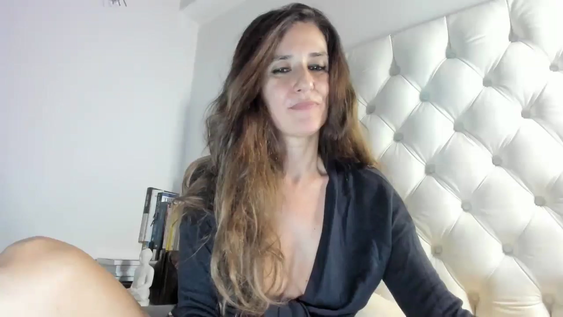 Gallery image thumbnail from DANIELLE's myfreecams stream on, 10/16/2024, 06:13 image 16 of 20