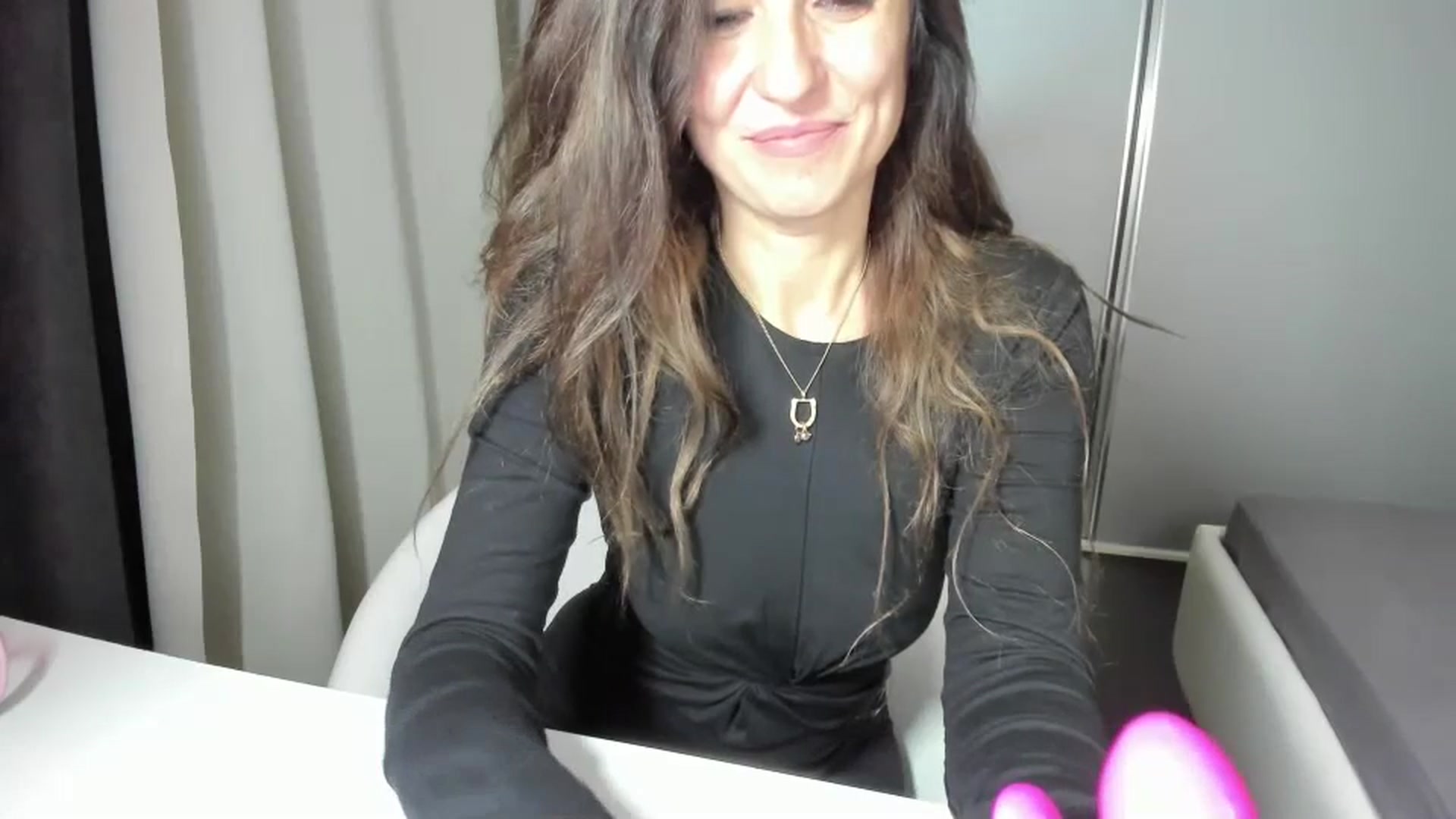 Gallery image thumbnail from DANIELLE's myfreecams stream on, 10/18/2024, 02:54 image 5 of 20