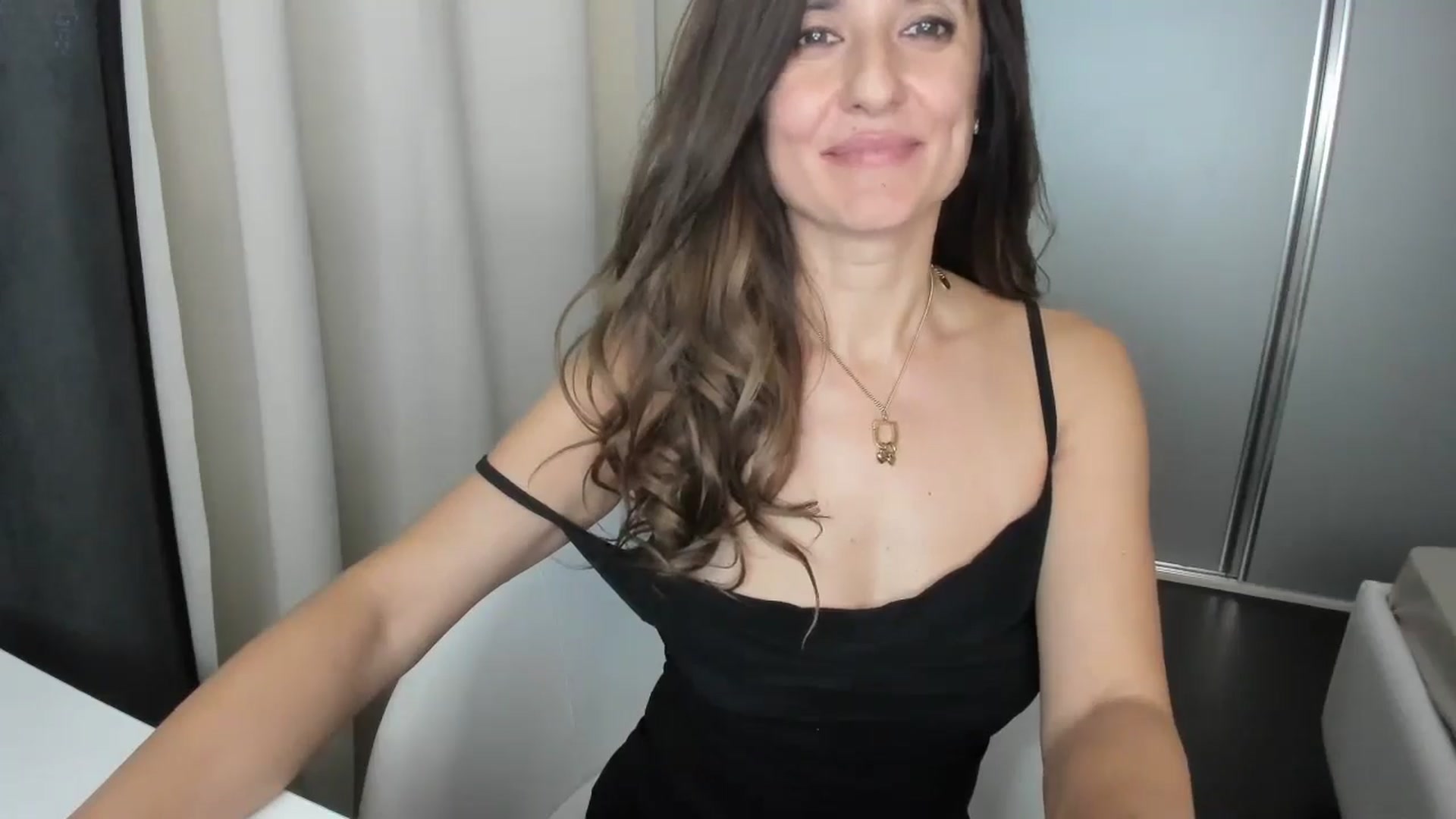 Gallery image thumbnail from DANIELLE's myfreecams stream on, 10/24/2024, 10:18 image 13 of 20