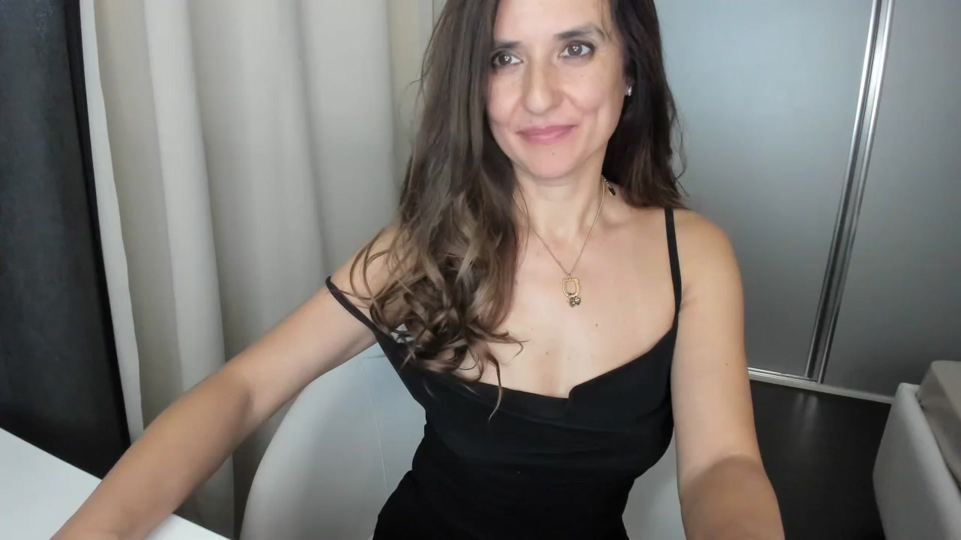 Gallery image thumbnail from DANIELLE's myfreecams stream on, 10/24/2024, 10:18 image 12 of 20