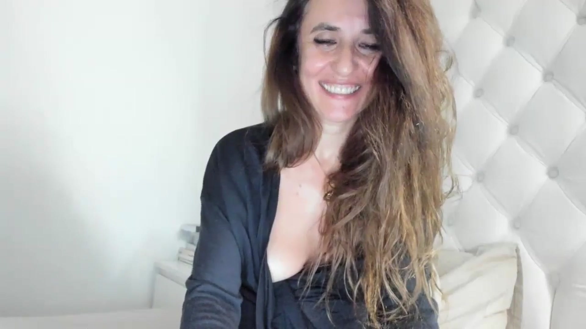 Gallery image thumbnail from DANIELLE's myfreecams stream on, 10/25/2024, 10:25 image 2 of 20