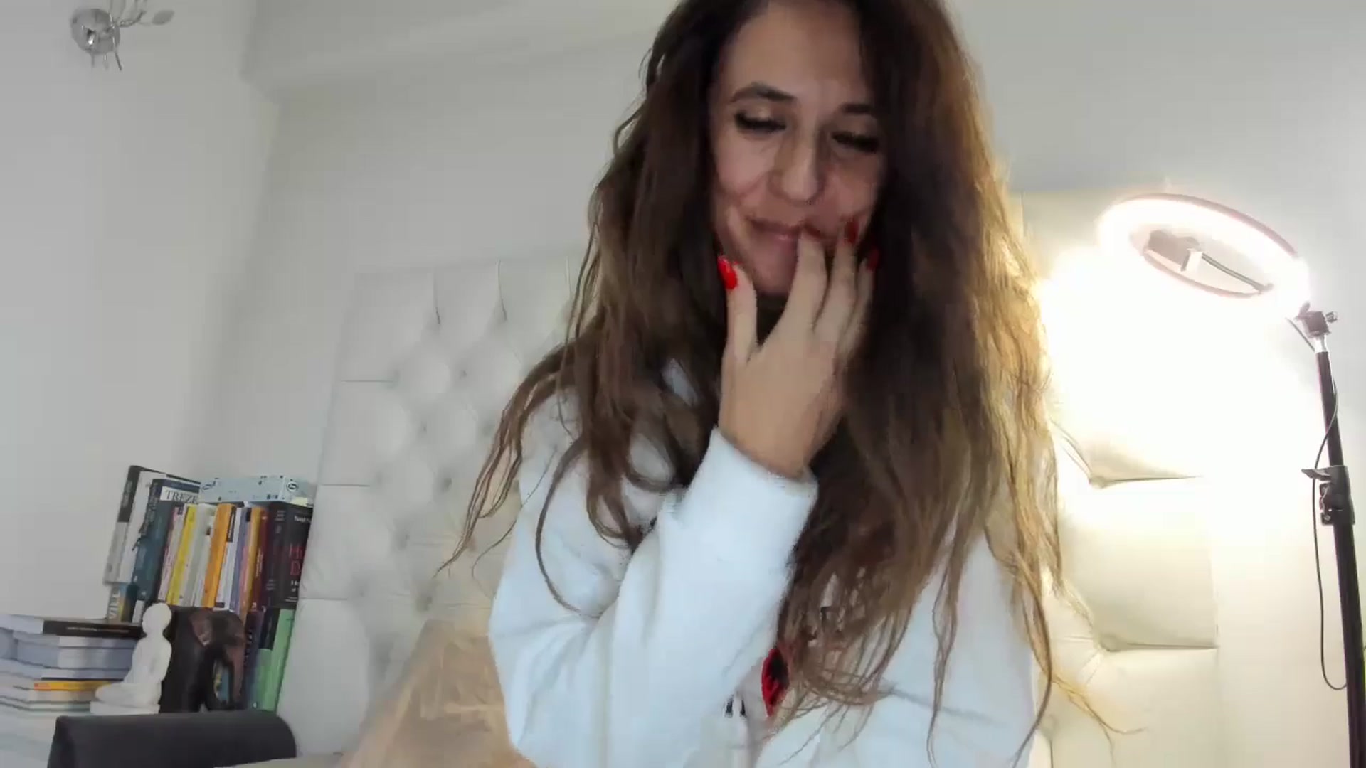 Gallery image thumbnail from DANIELLE's myfreecams stream on, 10/26/2024, 08:28 image 15 of 20