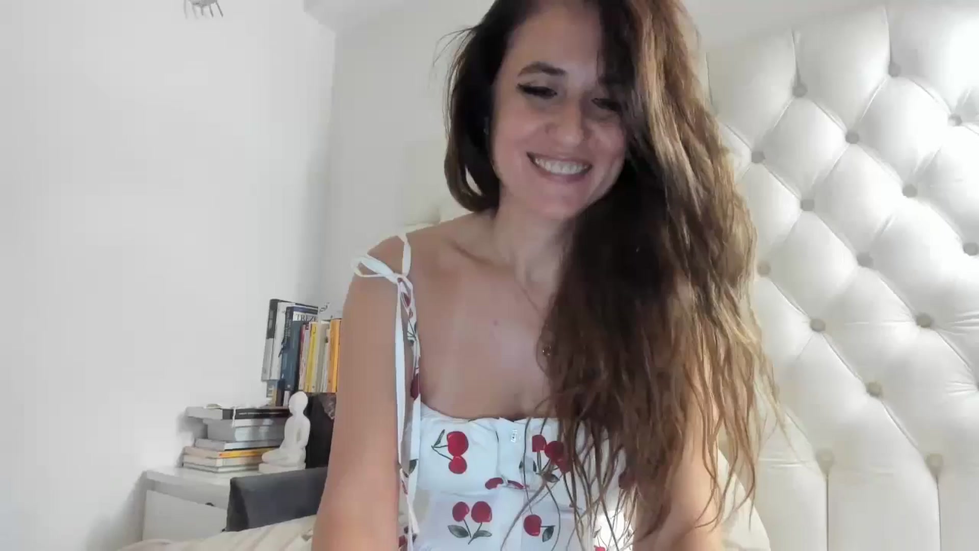 Gallery image thumbnail from DANIELLE's myfreecams stream on, 10/27/2024, 07:14 image 18 of 20
