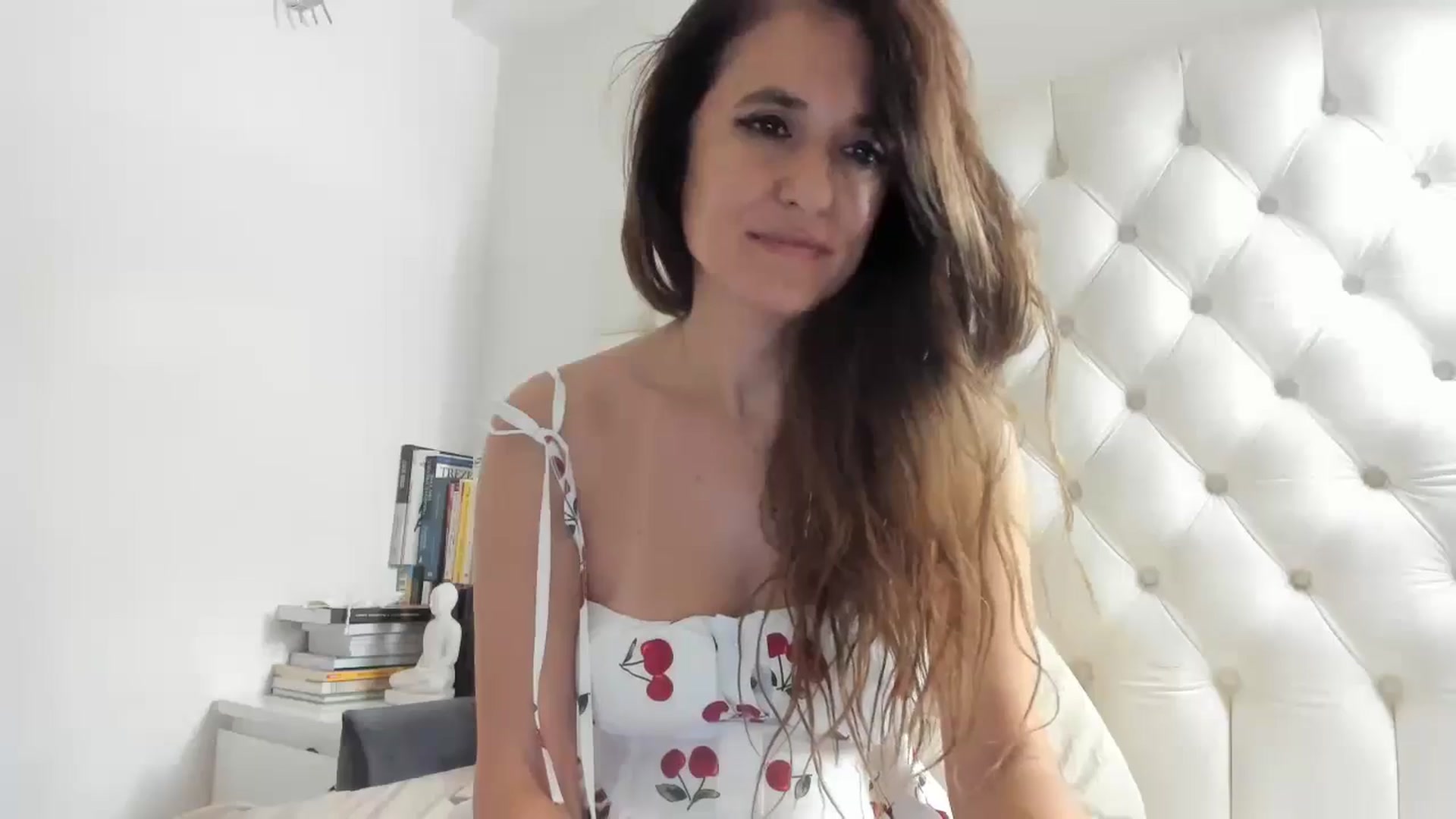 Gallery image thumbnail from DANIELLE's myfreecams stream on, 10/27/2024, 07:14 image 17 of 20