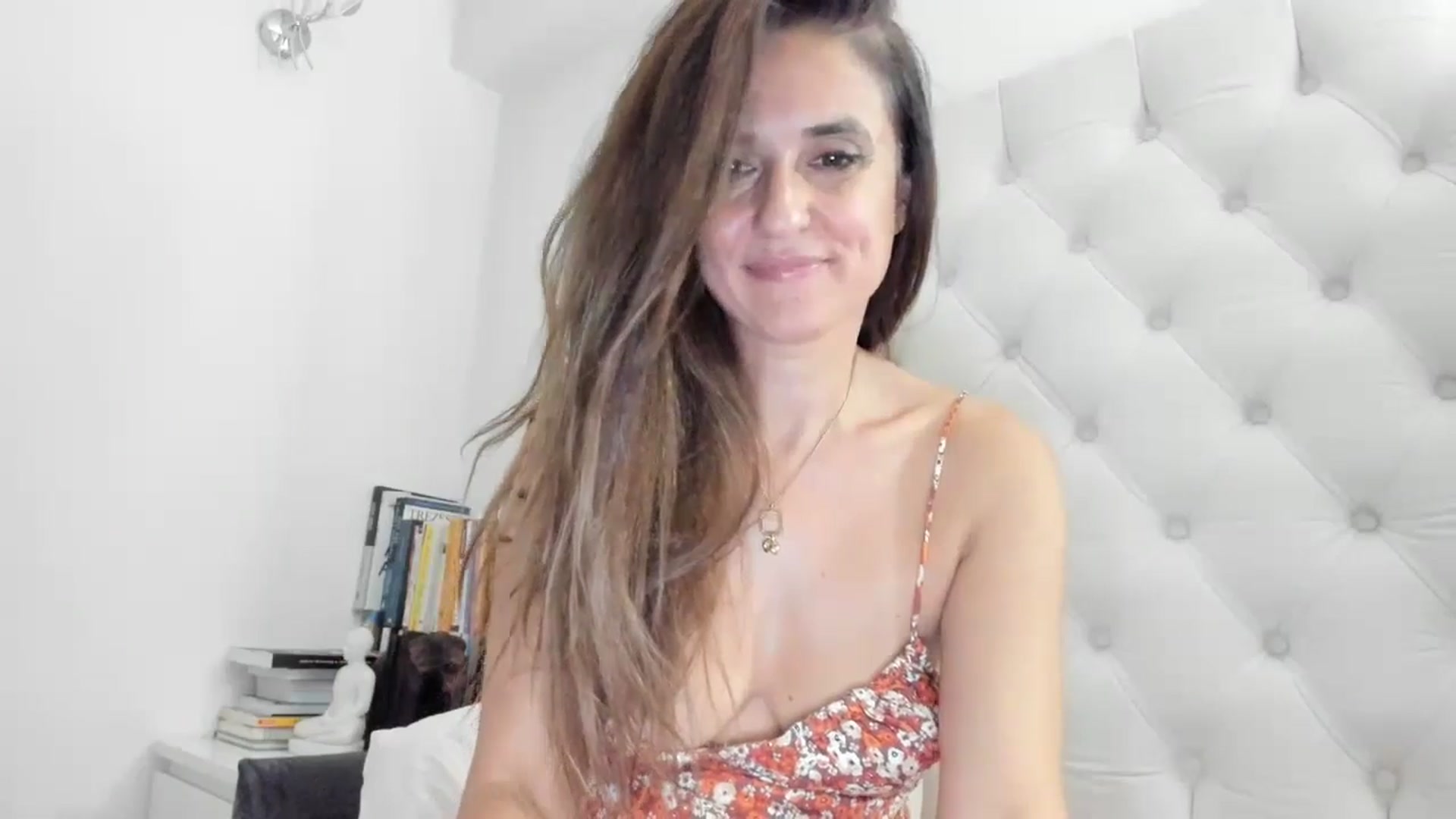 Gallery image thumbnail from DANIELLE's myfreecams stream on, 10/31/2024, 19:32 image 16 of 20