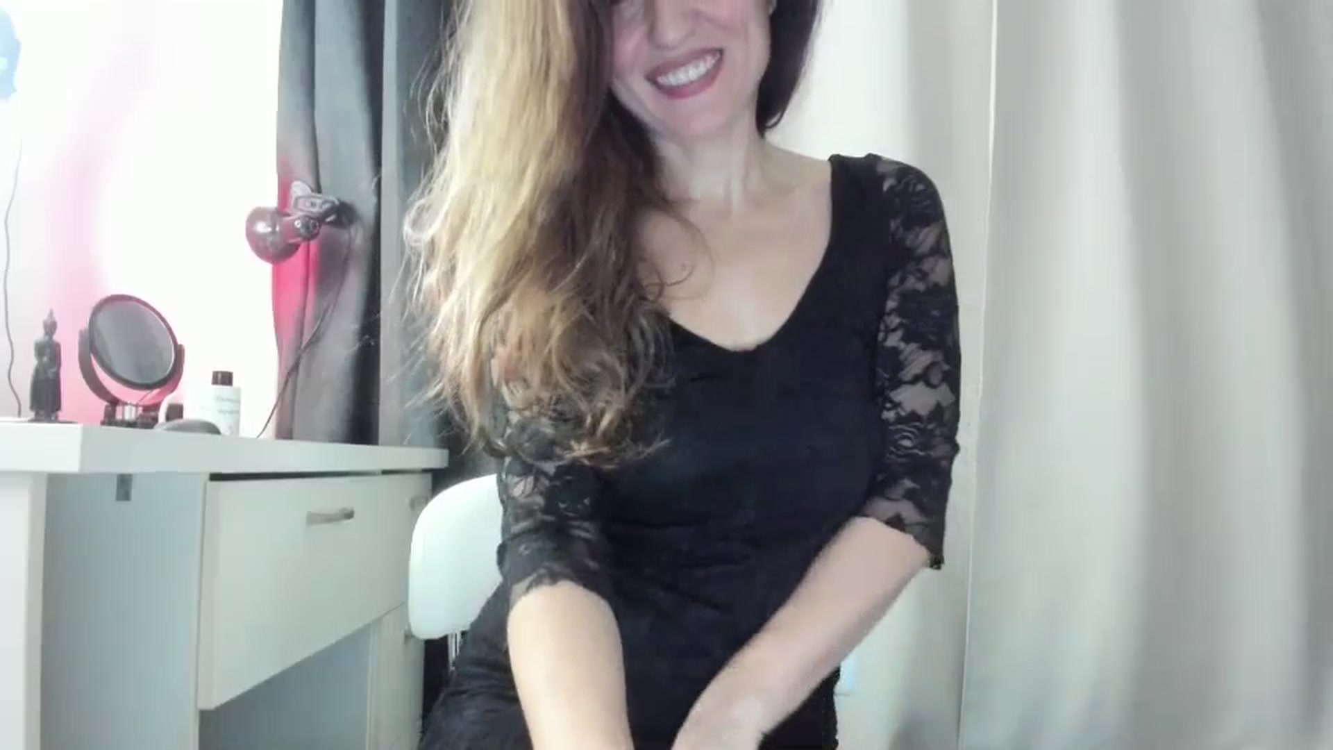 Gallery image thumbnail from DANIELLE's myfreecams stream on, 11/14/2024, 03:56 image 17 of 20