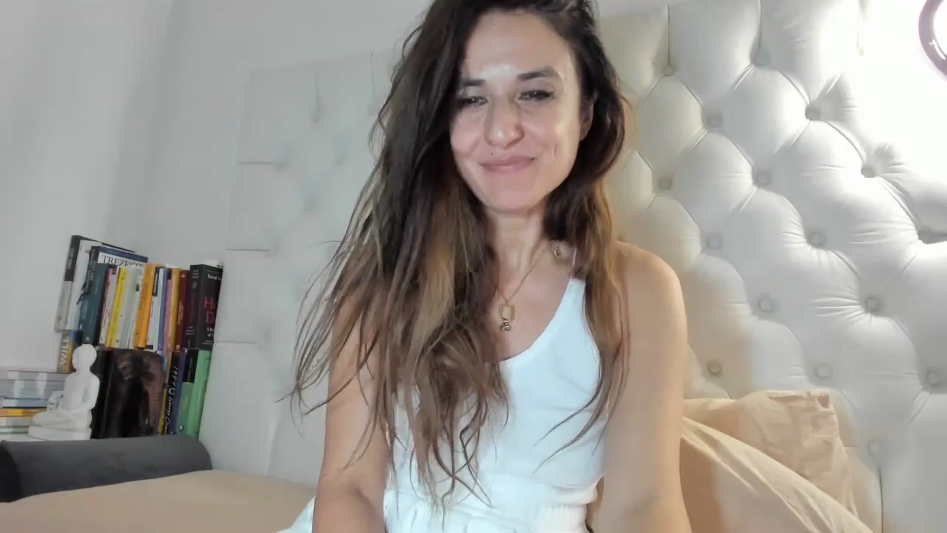Gallery image thumbnail from DANIELLE's myfreecams stream on, 11/19/2024, 09:00 image 10 of 20