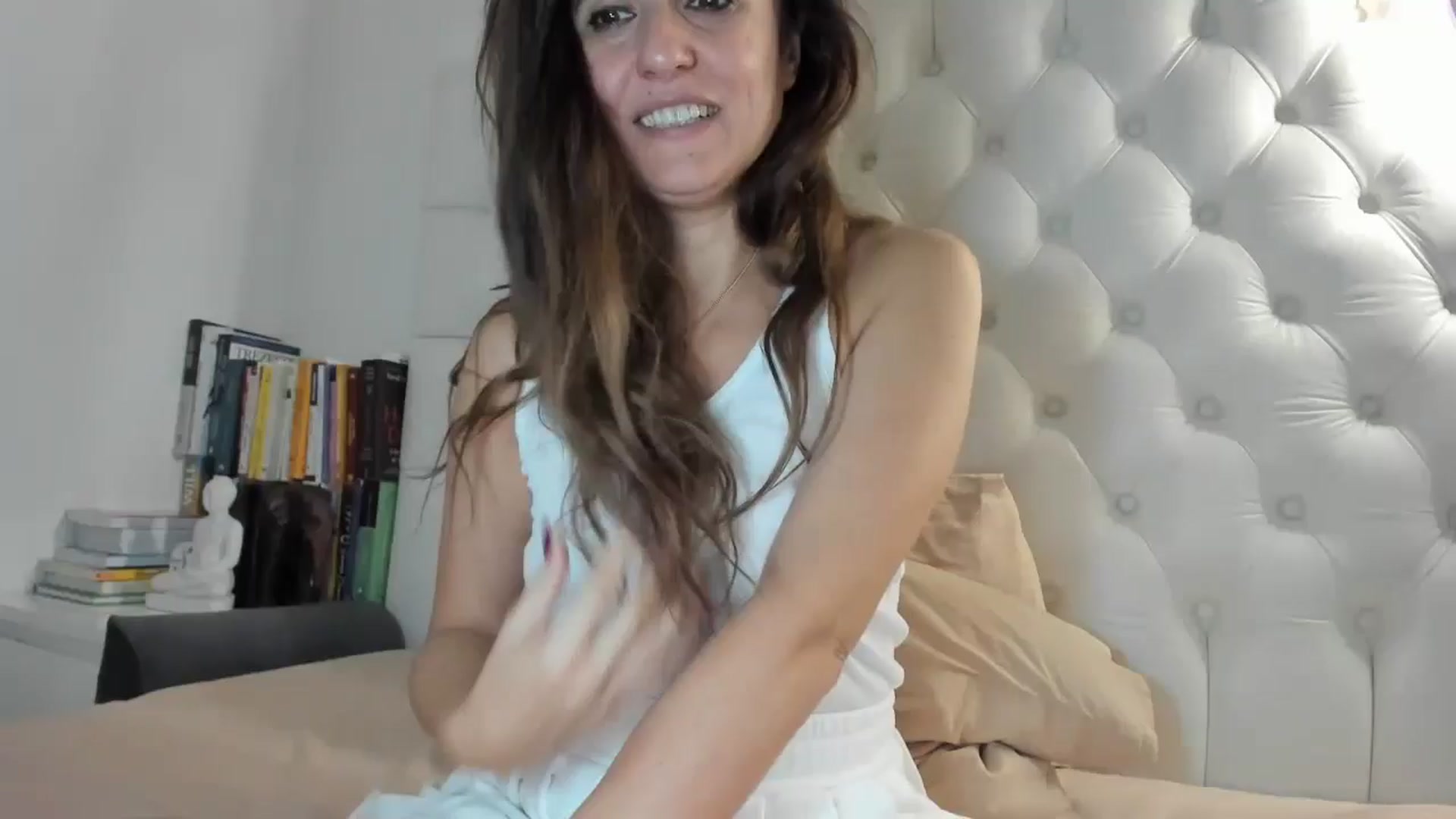 Gallery image thumbnail from DANIELLE's myfreecams stream on, 11/19/2024, 09:00 image 17 of 20