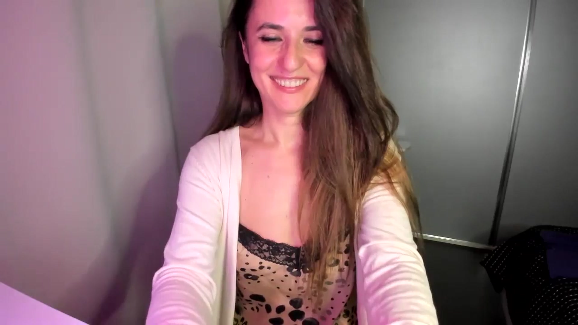Gallery image thumbnail from DANIELLE's myfreecams stream on, 11/21/2024, 04:17 image 18 of 20