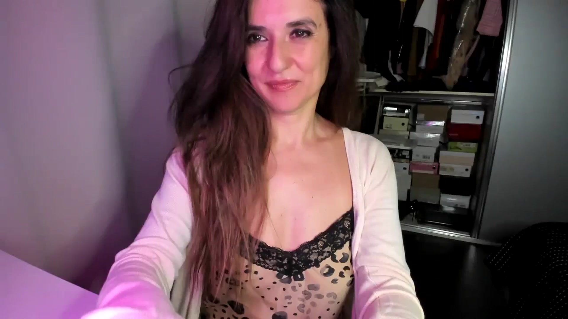 Gallery image thumbnail from DANIELLE's myfreecams stream on, 11/21/2024, 04:17 image 4 of 20
