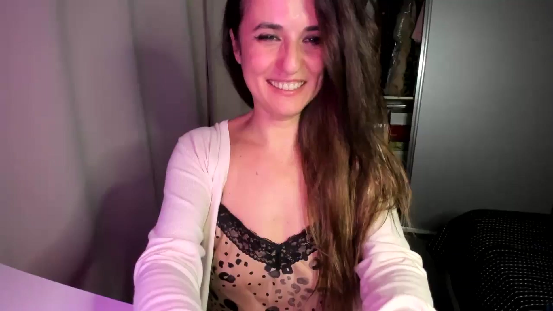 Gallery image thumbnail from DANIELLE's myfreecams stream on, 11/21/2024, 05:15 image 15 of 20