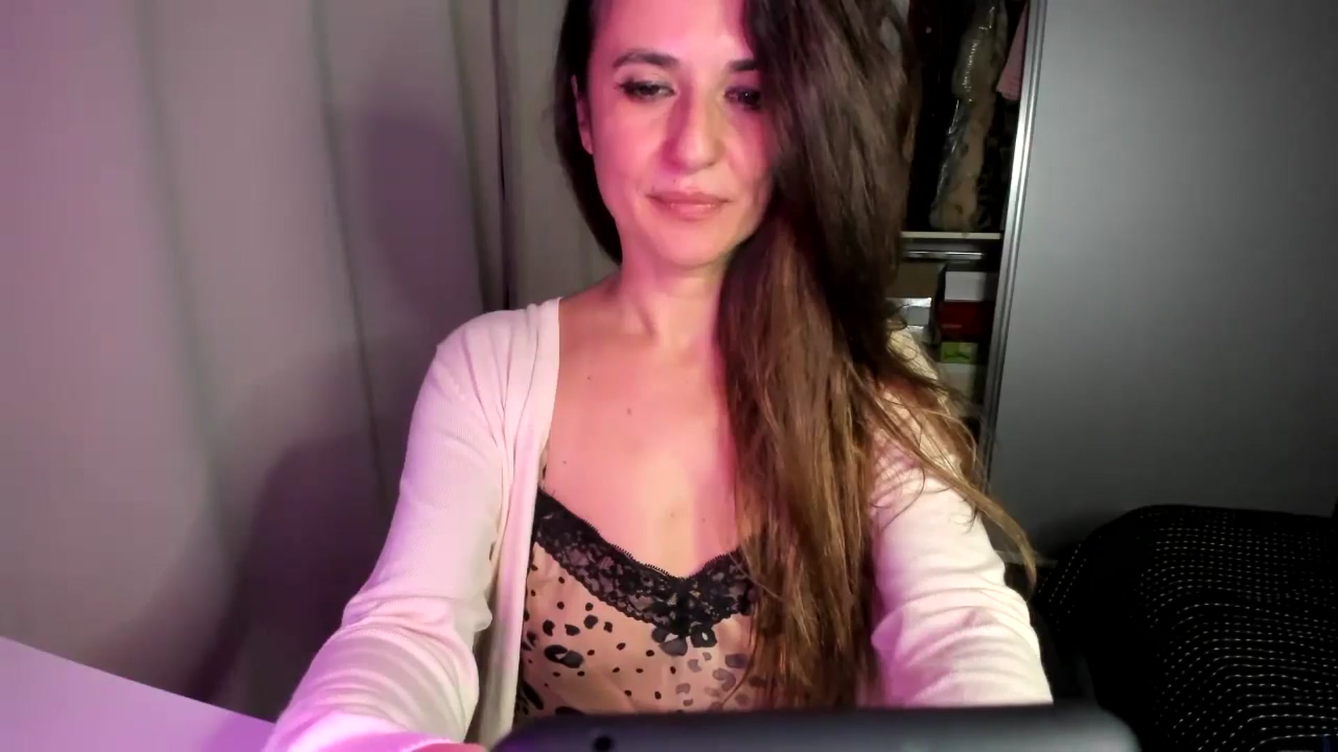 Gallery image thumbnail from DANIELLE's myfreecams stream on, 11/21/2024, 05:15 image 17 of 20