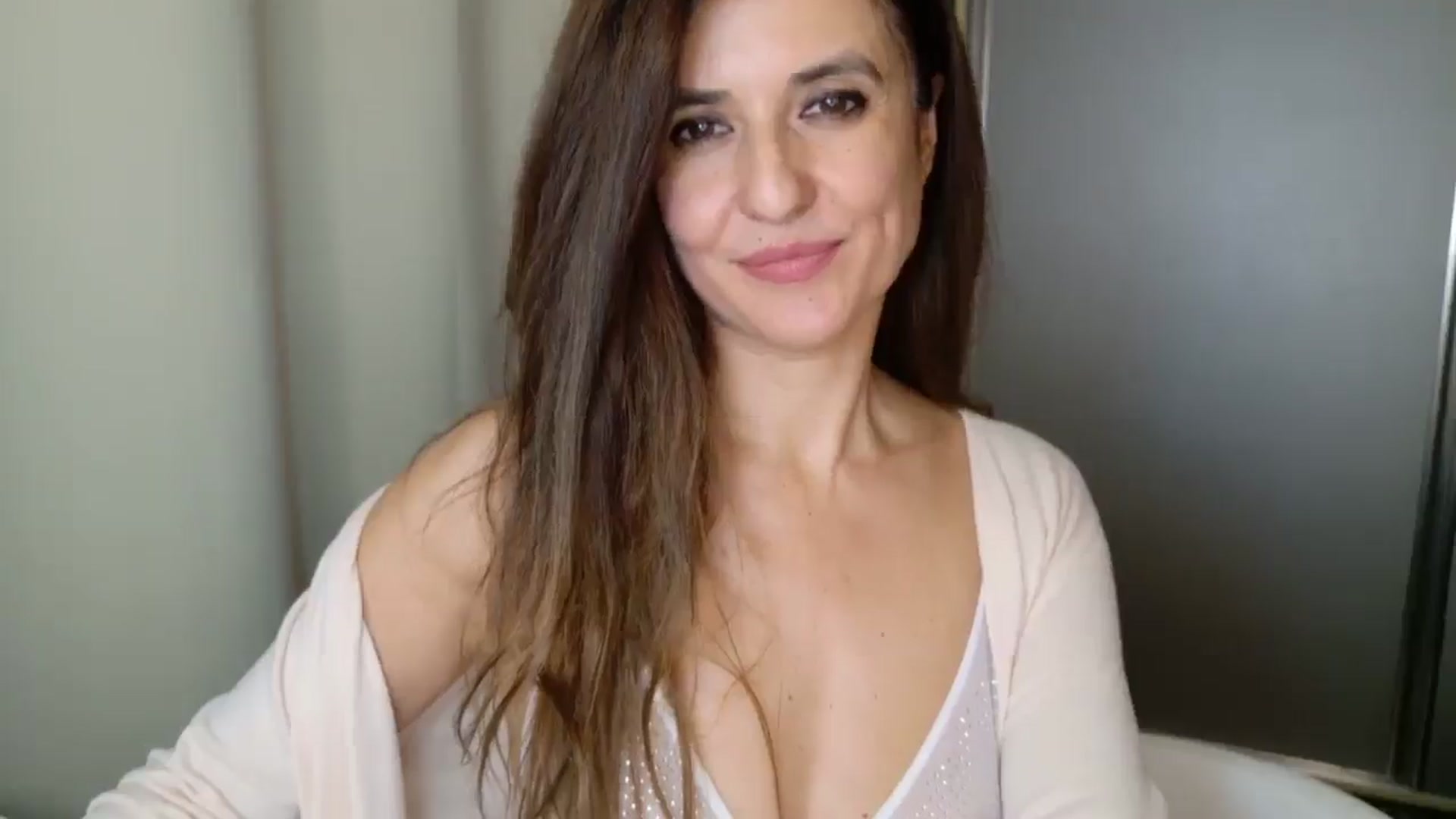 Gallery image thumbnail from DANIELLE's myfreecams stream on, 11/24/2024, 07:16 image 20 of 20