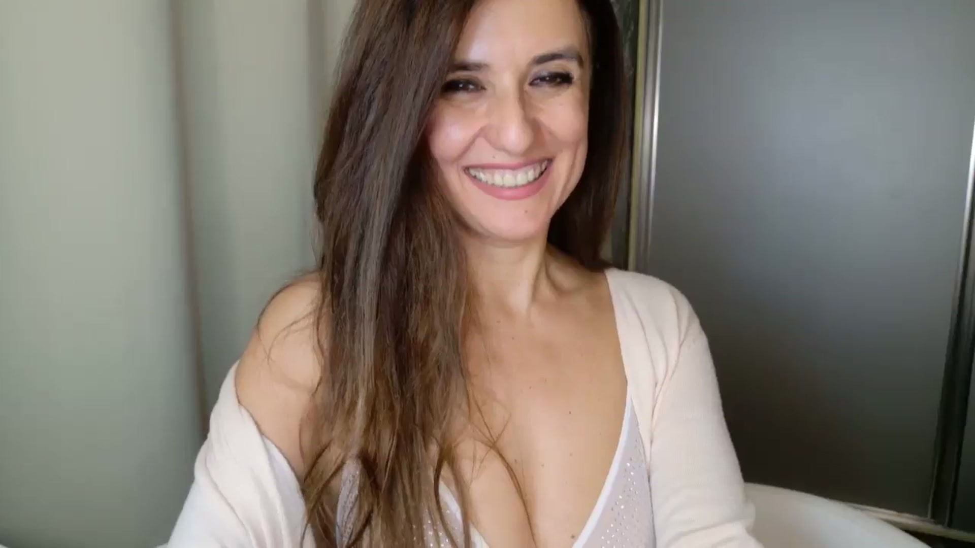 Gallery image thumbnail from DANIELLE's myfreecams stream on, 11/24/2024, 07:16 image 19 of 20
