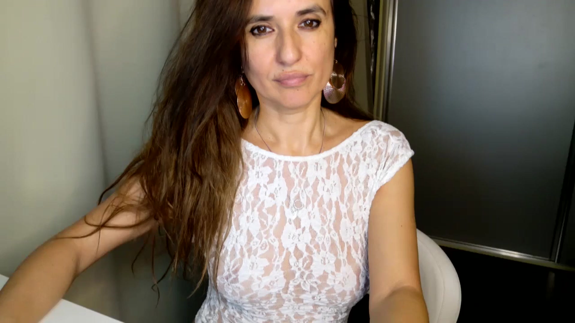 Gallery image thumbnail from DANIELLE's myfreecams stream on, 11/26/2024, 05:59 image 4 of 20