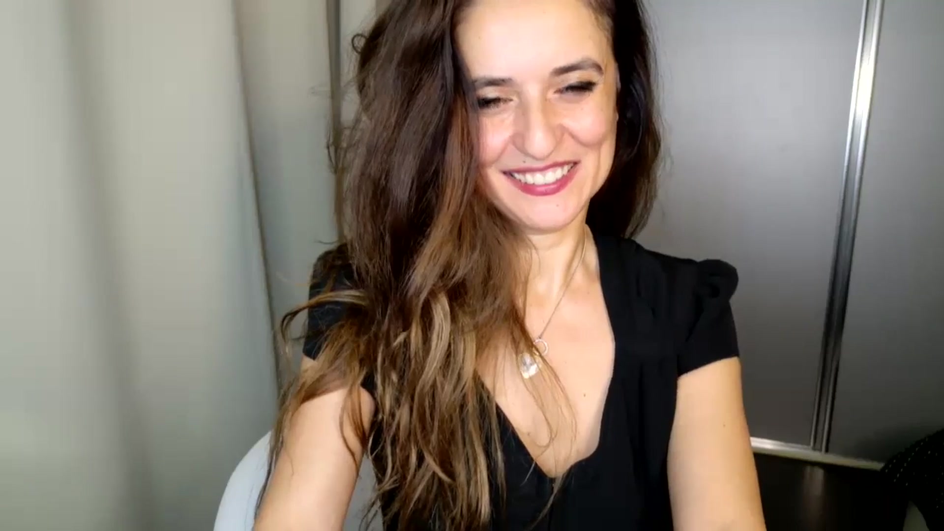 Gallery image thumbnail from DANIELLE's myfreecams stream on, 11/28/2024, 07:09 image 6 of 20