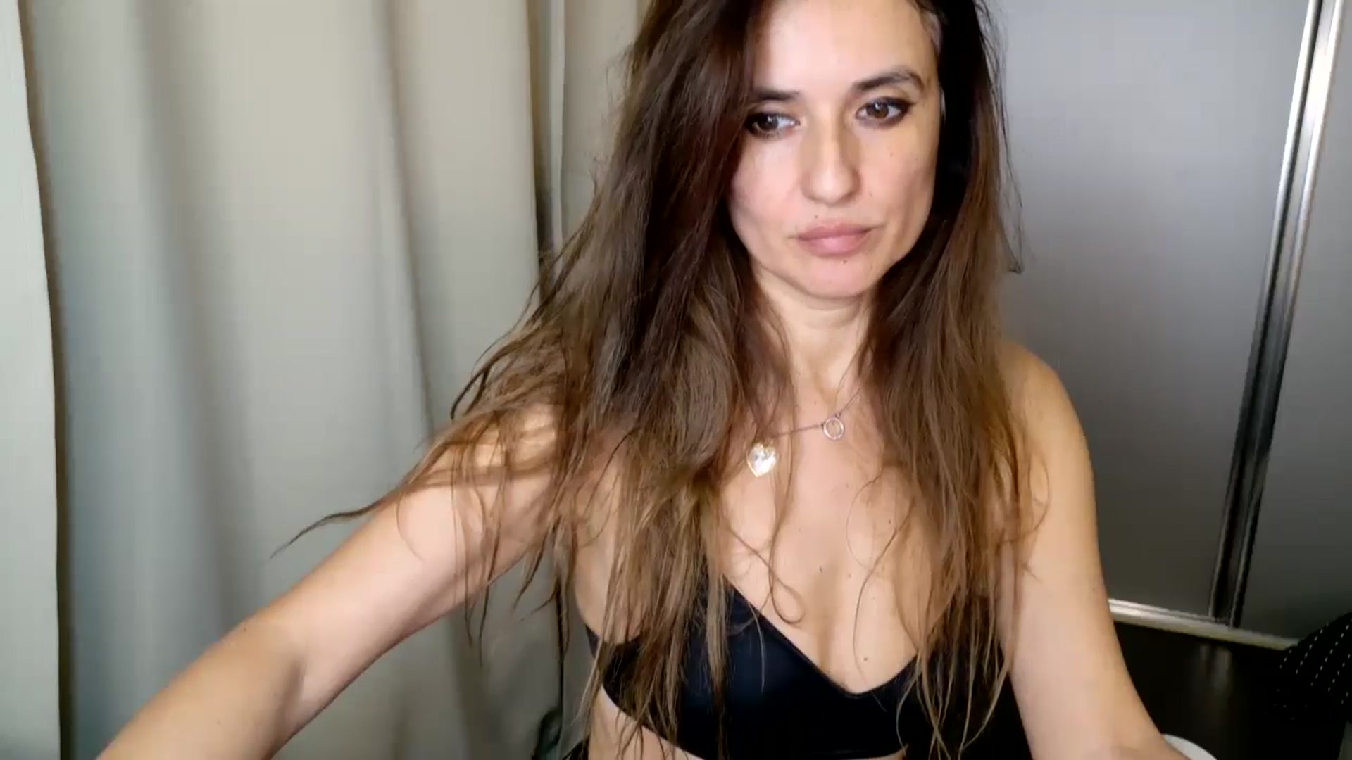 Gallery image thumbnail from DANIELLE's myfreecams stream on, 11/29/2024, 09:21 image 3 of 20