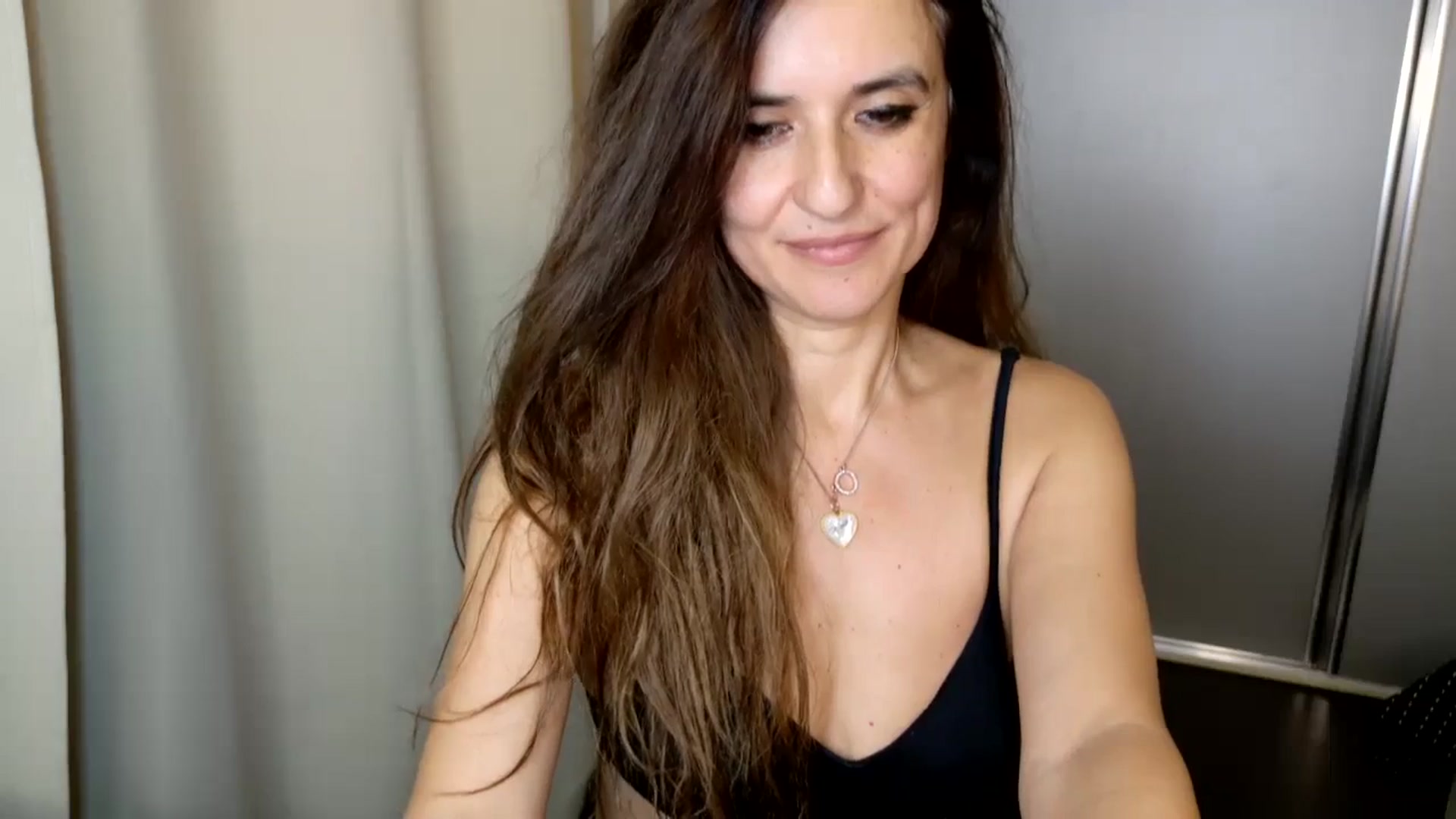 Gallery image thumbnail from DANIELLE's myfreecams stream on, 11/29/2024, 09:21 image 16 of 20