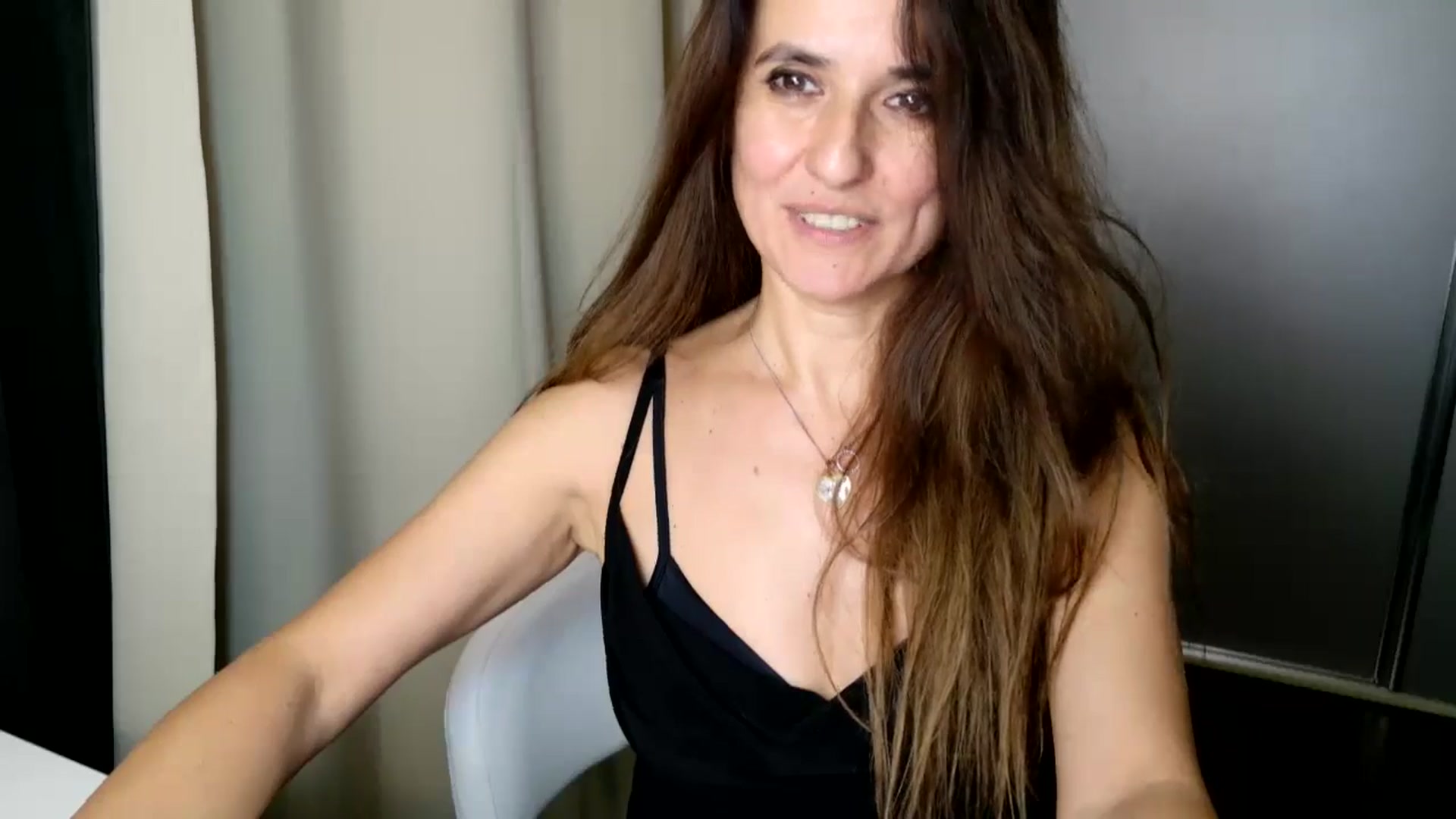 Gallery image thumbnail from DANIELLE's myfreecams stream on, 11/29/2024, 12:12 image 7 of 20