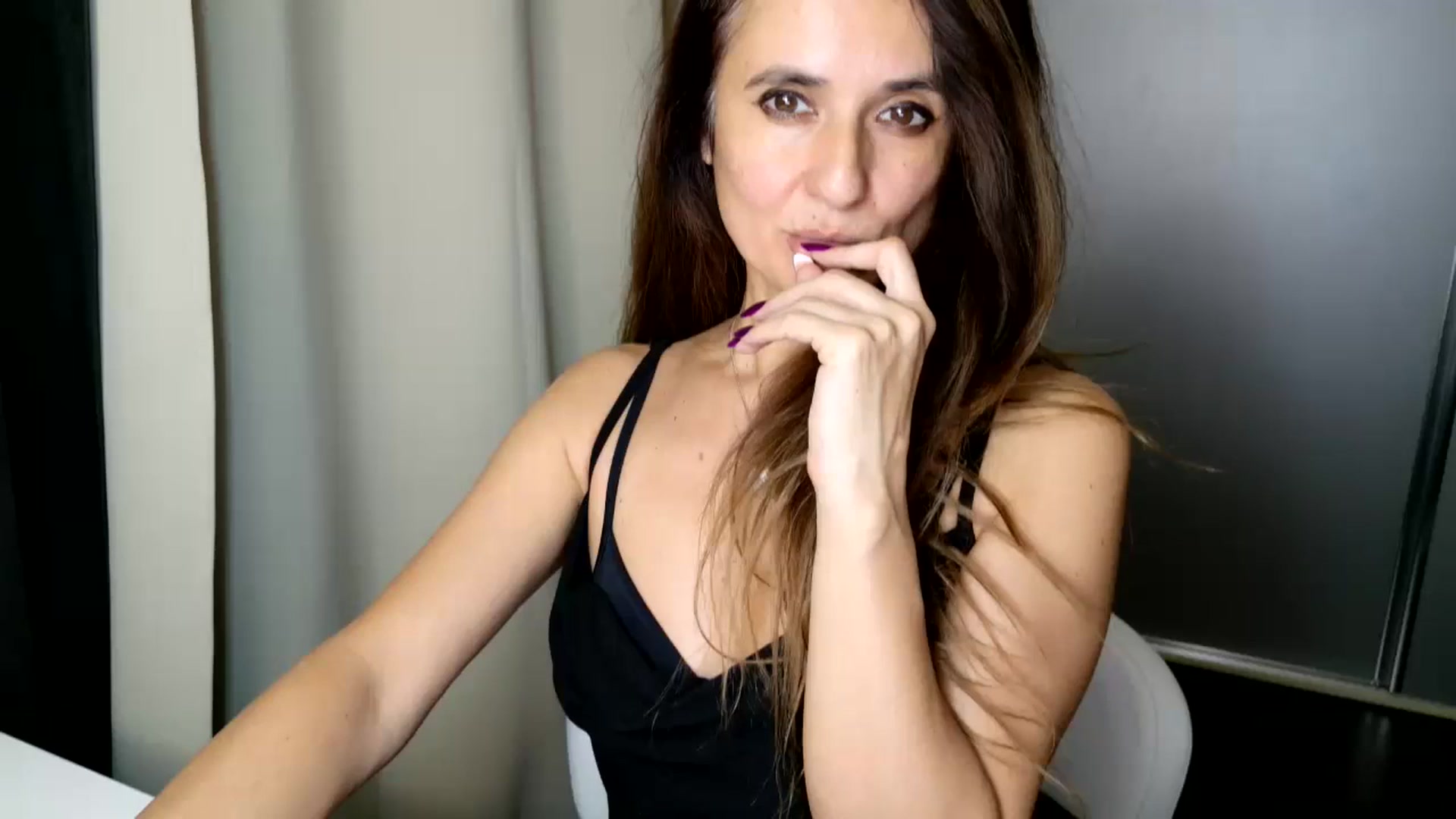 Gallery image thumbnail from DANIELLE's myfreecams stream on, 11/29/2024, 12:12 image 17 of 20
