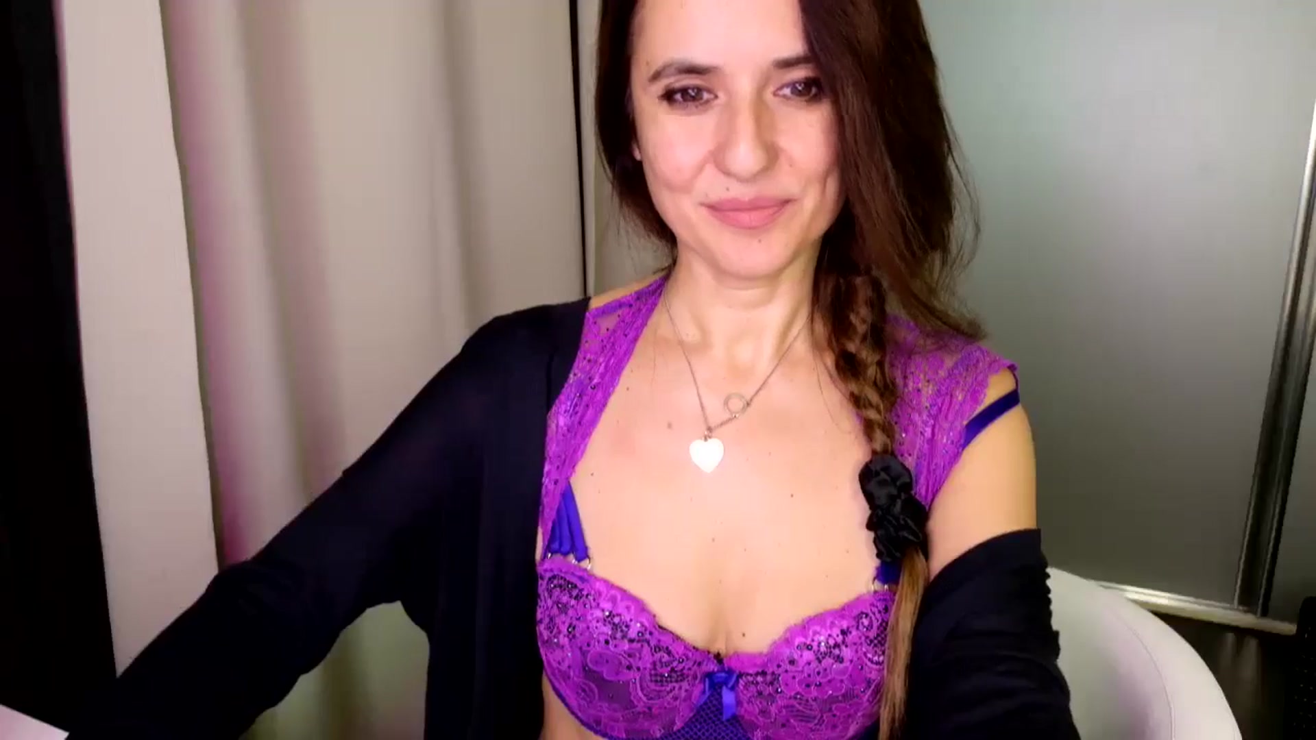 Gallery image thumbnail from DANIELLE's myfreecams stream on, 11/30/2024, 03:59 image 5 of 20