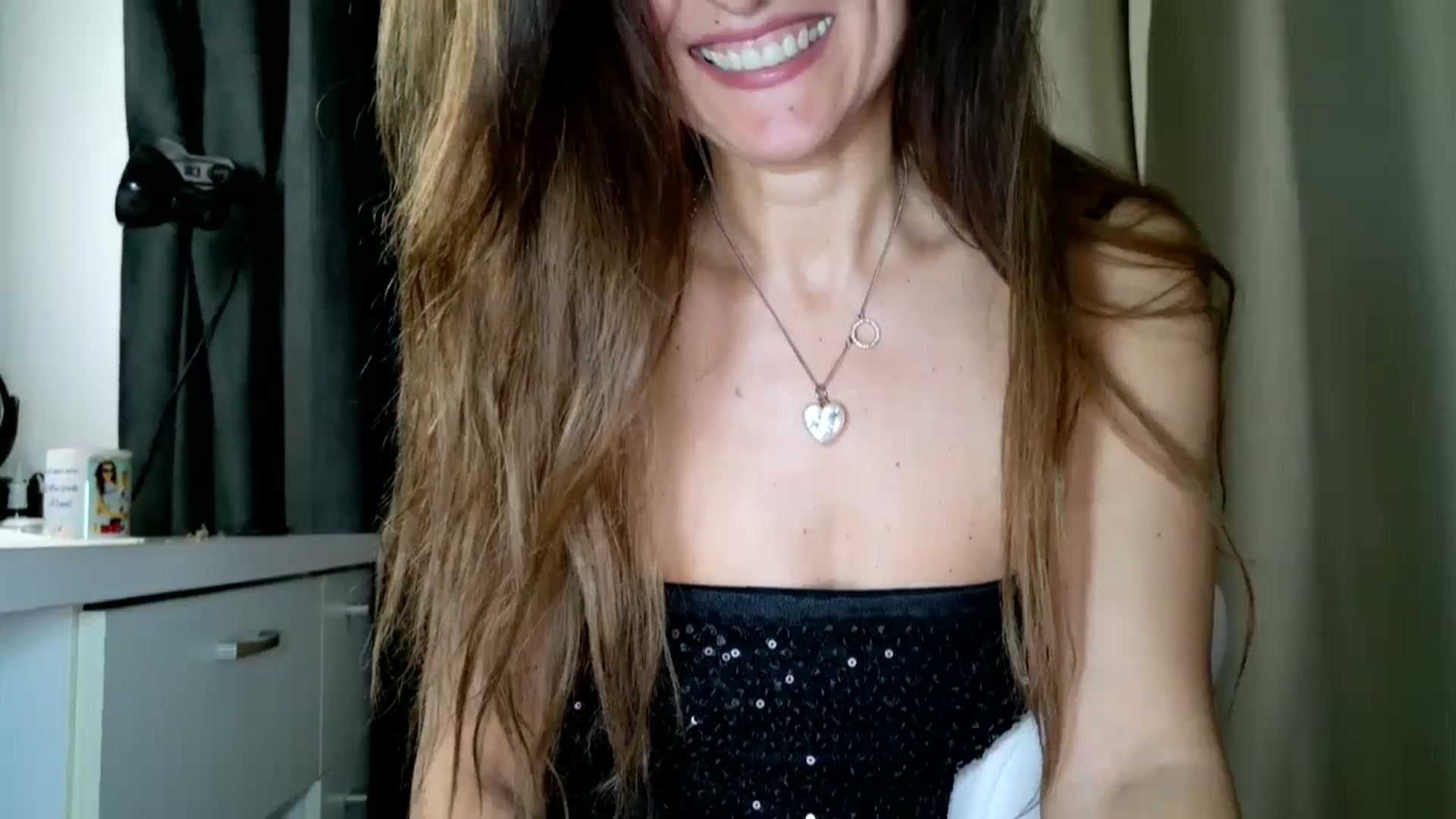 Gallery image thumbnail from DANIELLE's myfreecams stream on, 12/01/2024, 06:05 image 13 of 20