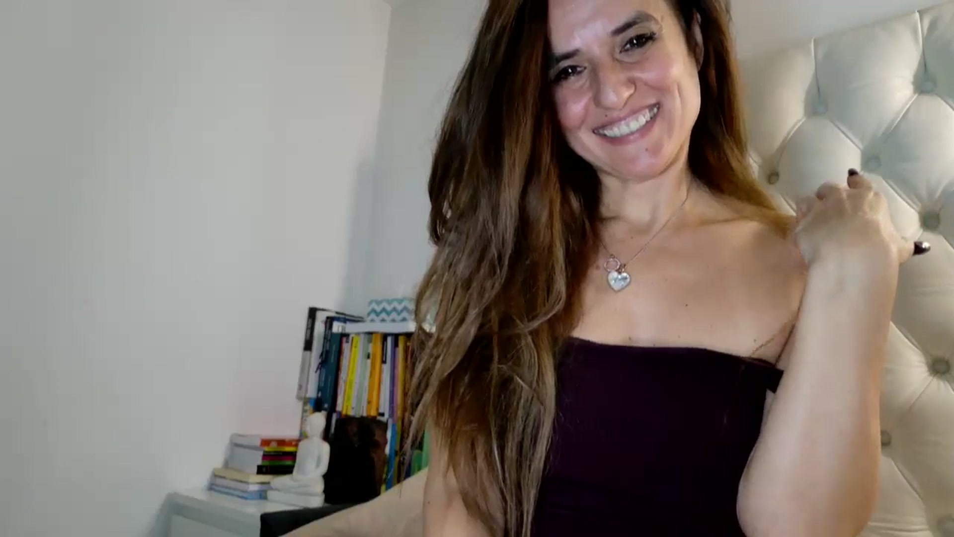 Gallery image thumbnail from DANIELLE's myfreecams stream on, 12/03/2024, 09:35 image 10 of 20