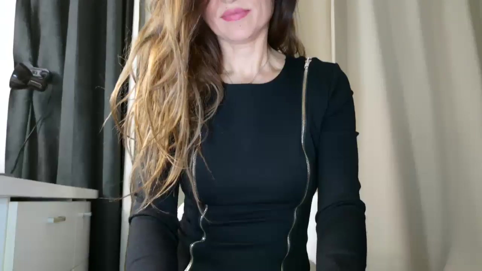 Gallery image thumbnail from DANIELLE's myfreecams stream on, 12/07/2024, 07:21 image 10 of 20