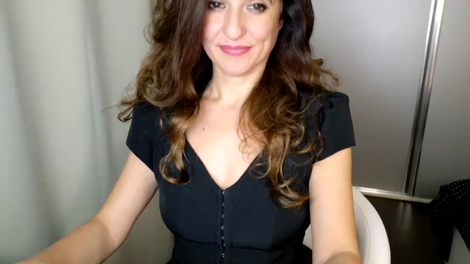 Gallery image thumbnail from DANIELLE's myfreecams stream on, 12/08/2024, 06:45 image 9 of 20