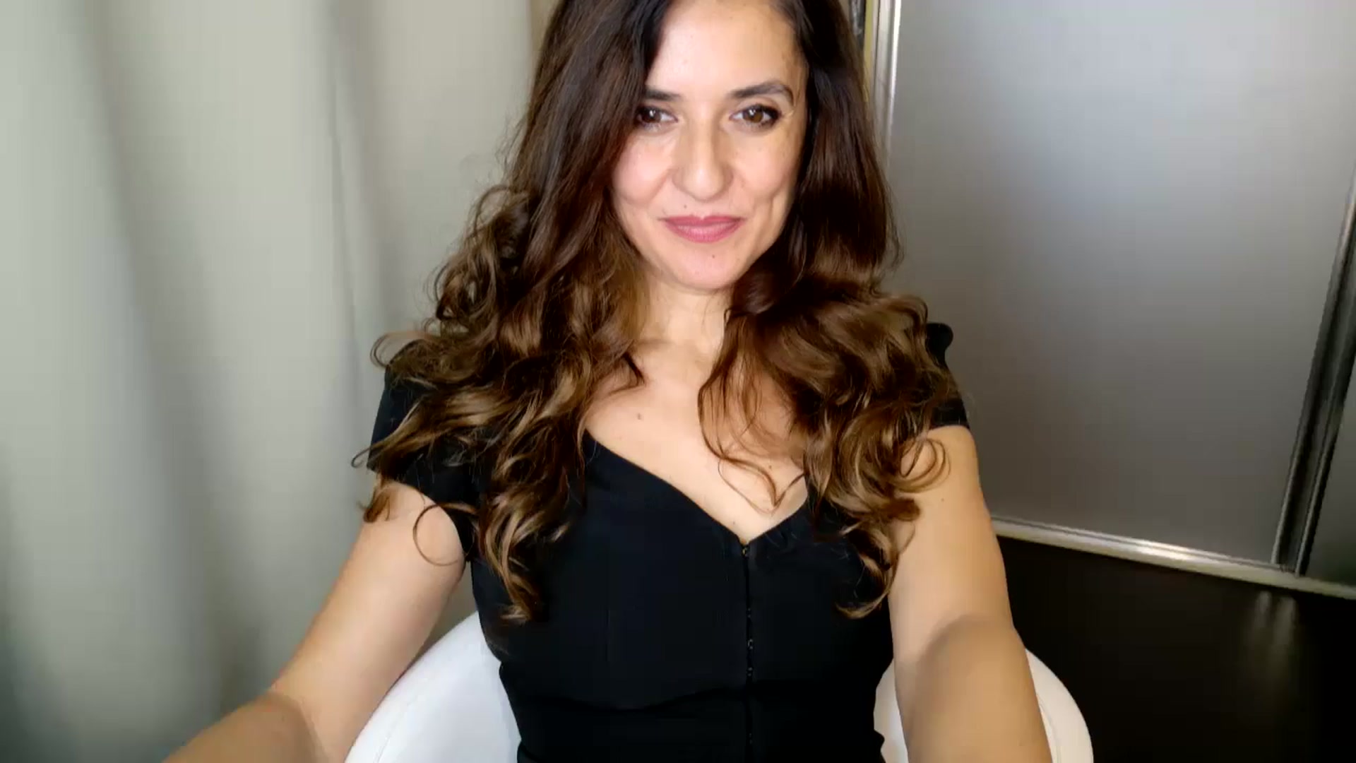 Gallery image thumbnail from DANIELLE's myfreecams stream on, 12/08/2024, 07:57 image 8 of 20
