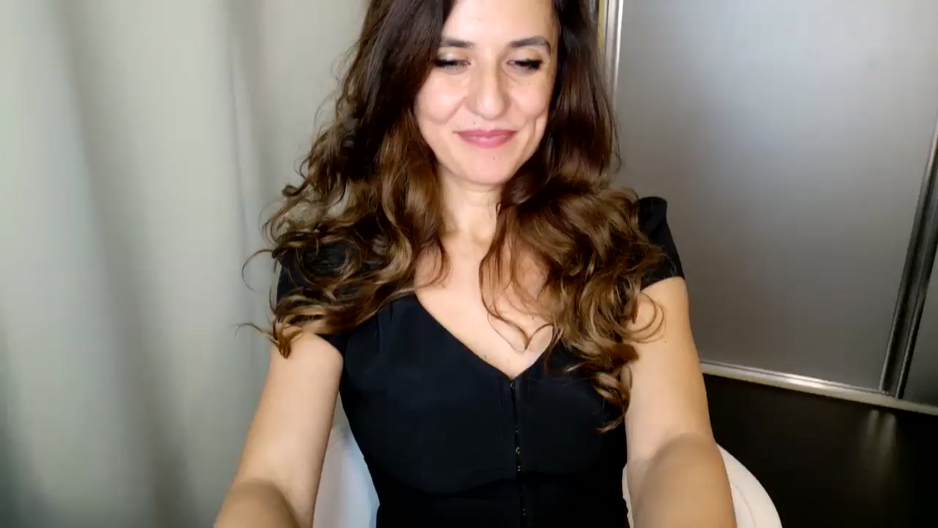 Gallery image thumbnail from DANIELLE's myfreecams stream on, 12/08/2024, 07:57 image 3 of 20