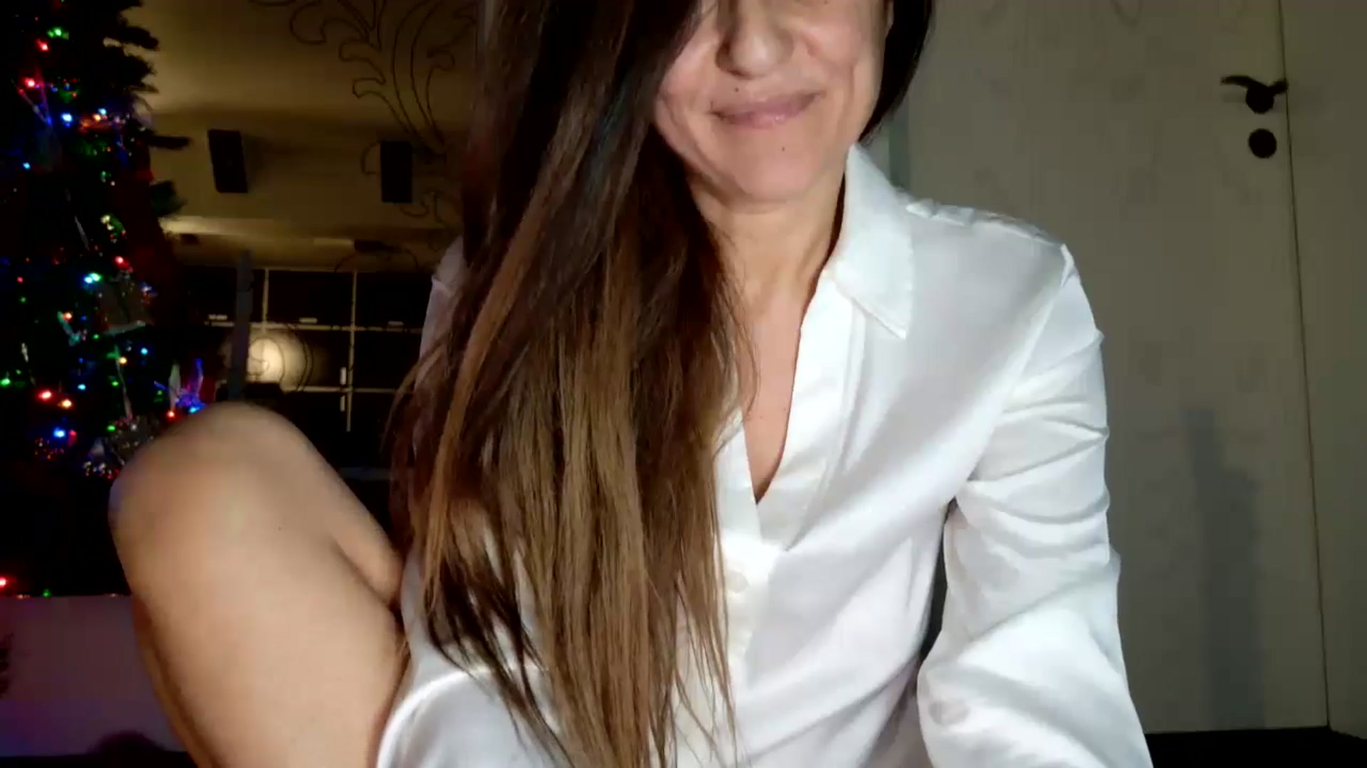 Gallery image thumbnail from DANIELLE's myfreecams stream on, 12/16/2024, 22:44 image 10 of 20