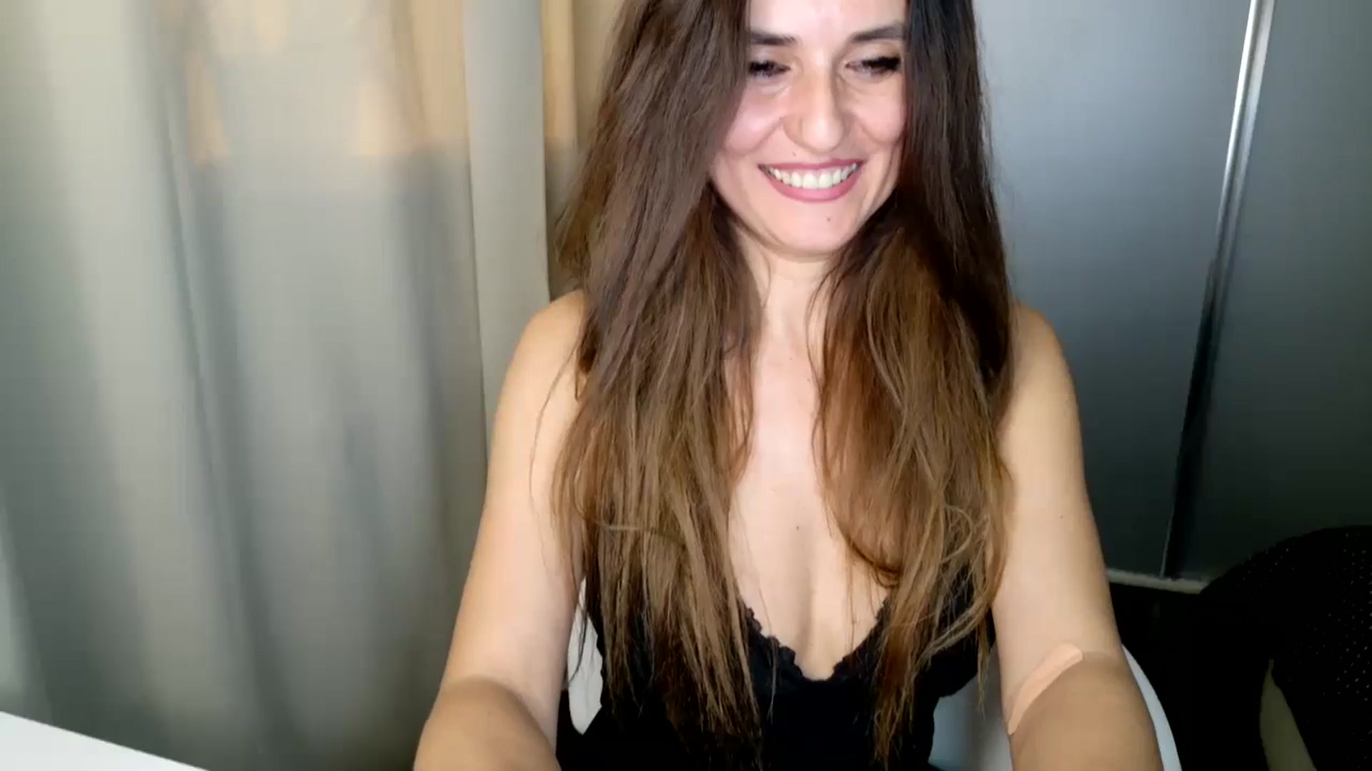 Gallery image thumbnail from DANIELLE's myfreecams stream on, 12/17/2024, 14:08 image 10 of 20