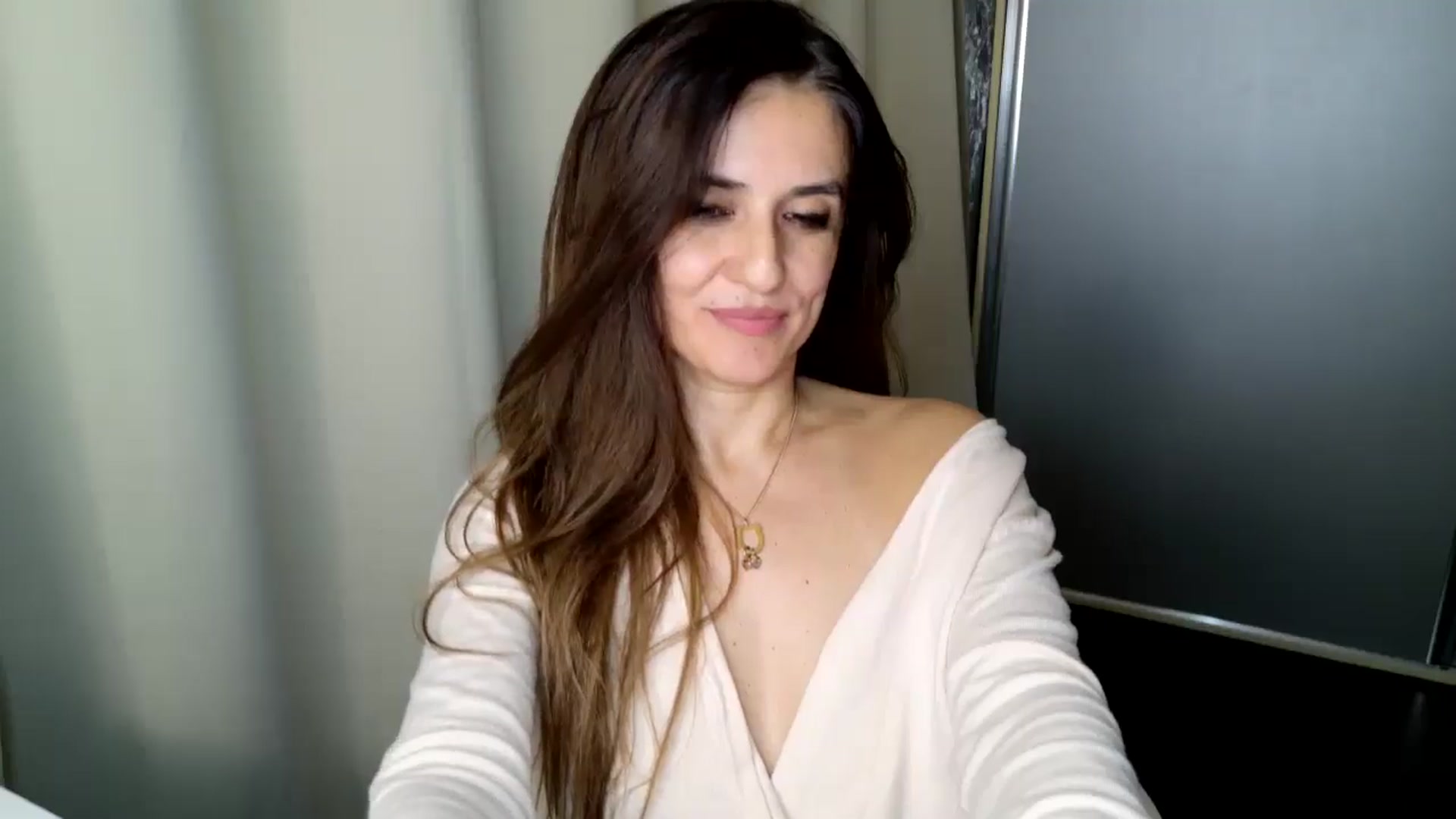 Gallery image thumbnail from DANIELLE's myfreecams stream on, 12/19/2024, 06:48 image 12 of 20