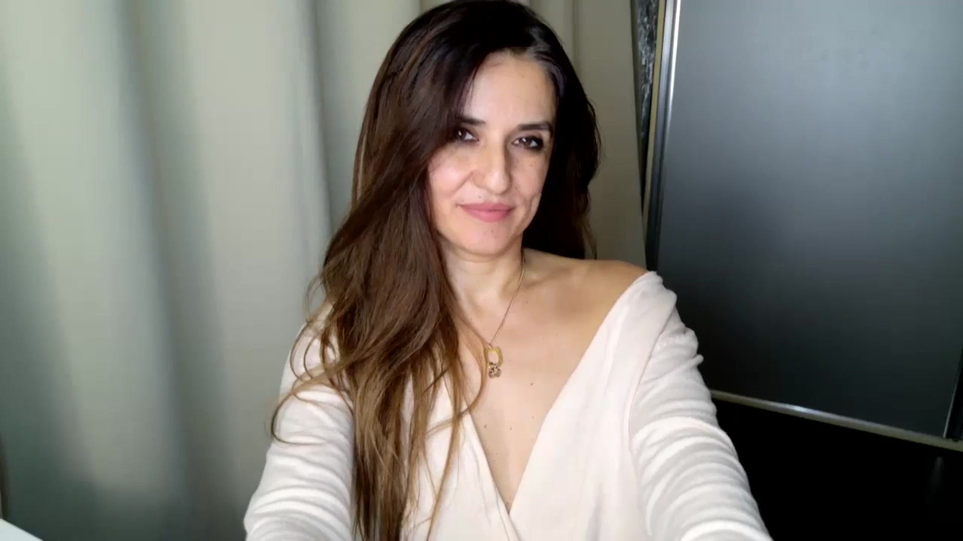 Gallery image thumbnail from DANIELLE's myfreecams stream on, 12/19/2024, 06:48 image 13 of 20