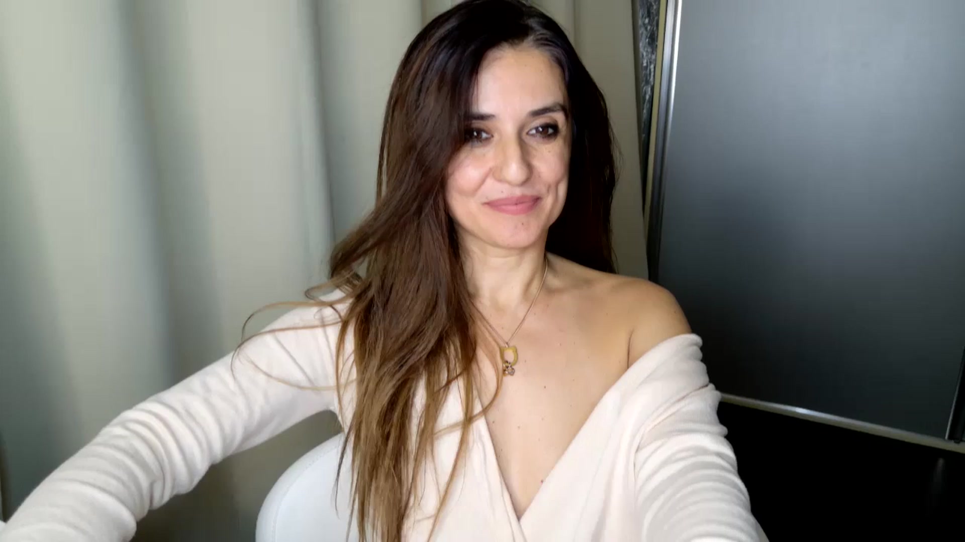 Gallery image thumbnail from DANIELLE's myfreecams stream on, 12/19/2024, 06:48 image 18 of 20