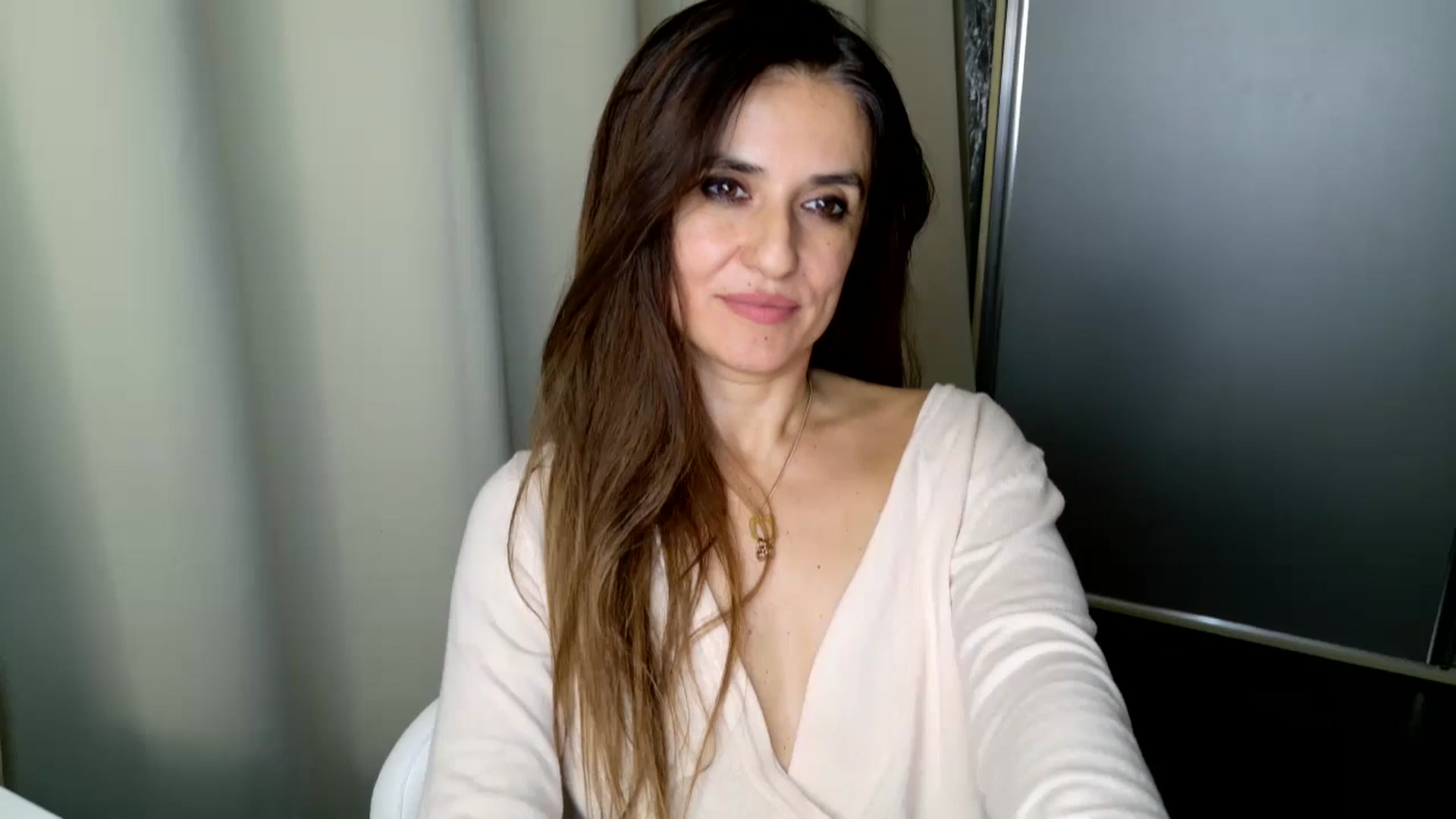 Gallery image thumbnail from DANIELLE's myfreecams stream on, 12/19/2024, 06:48 image 5 of 20
