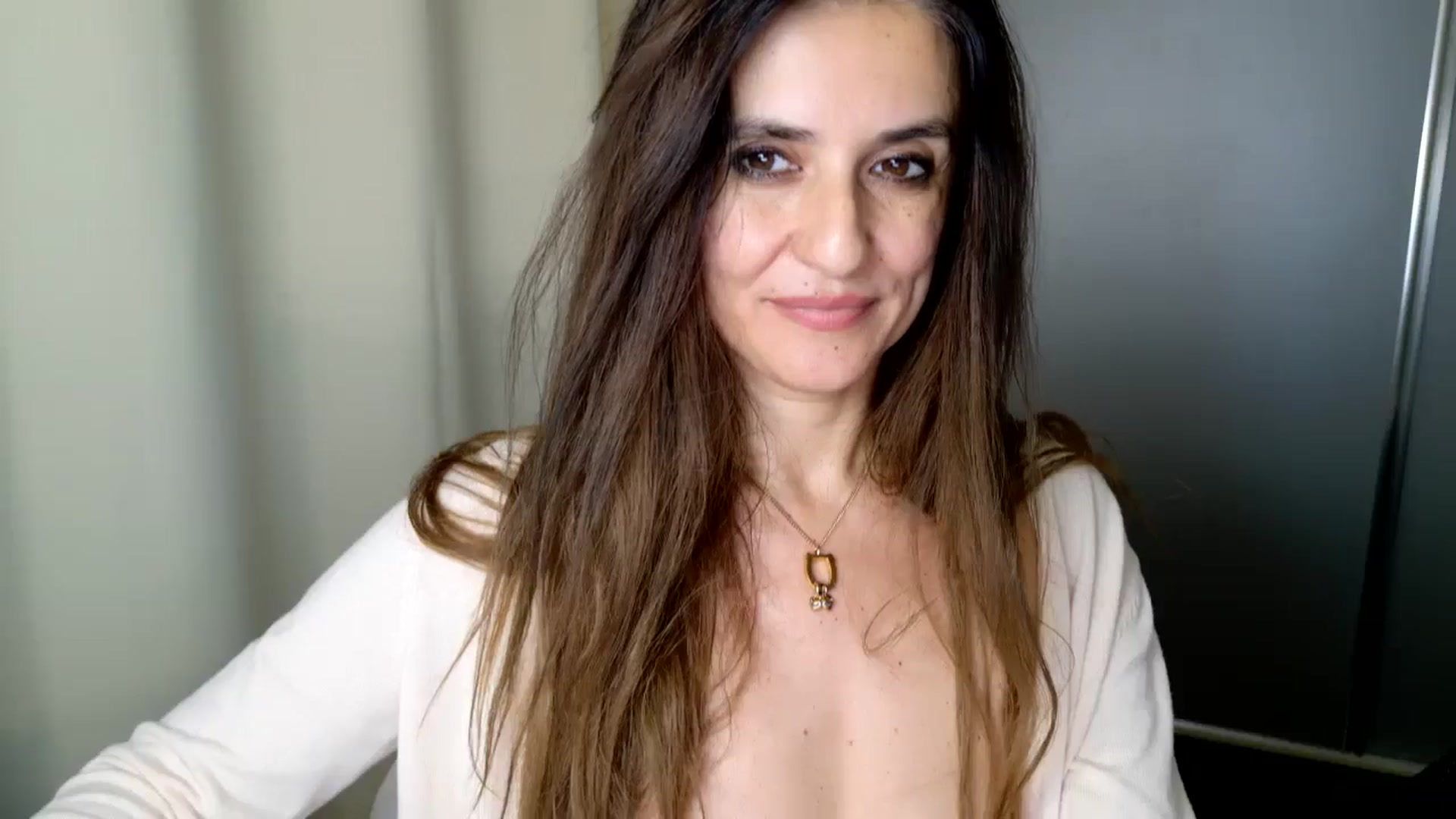 Gallery image thumbnail from DANIELLE's myfreecams stream on, 12/19/2024, 09:40 image 14 of 20