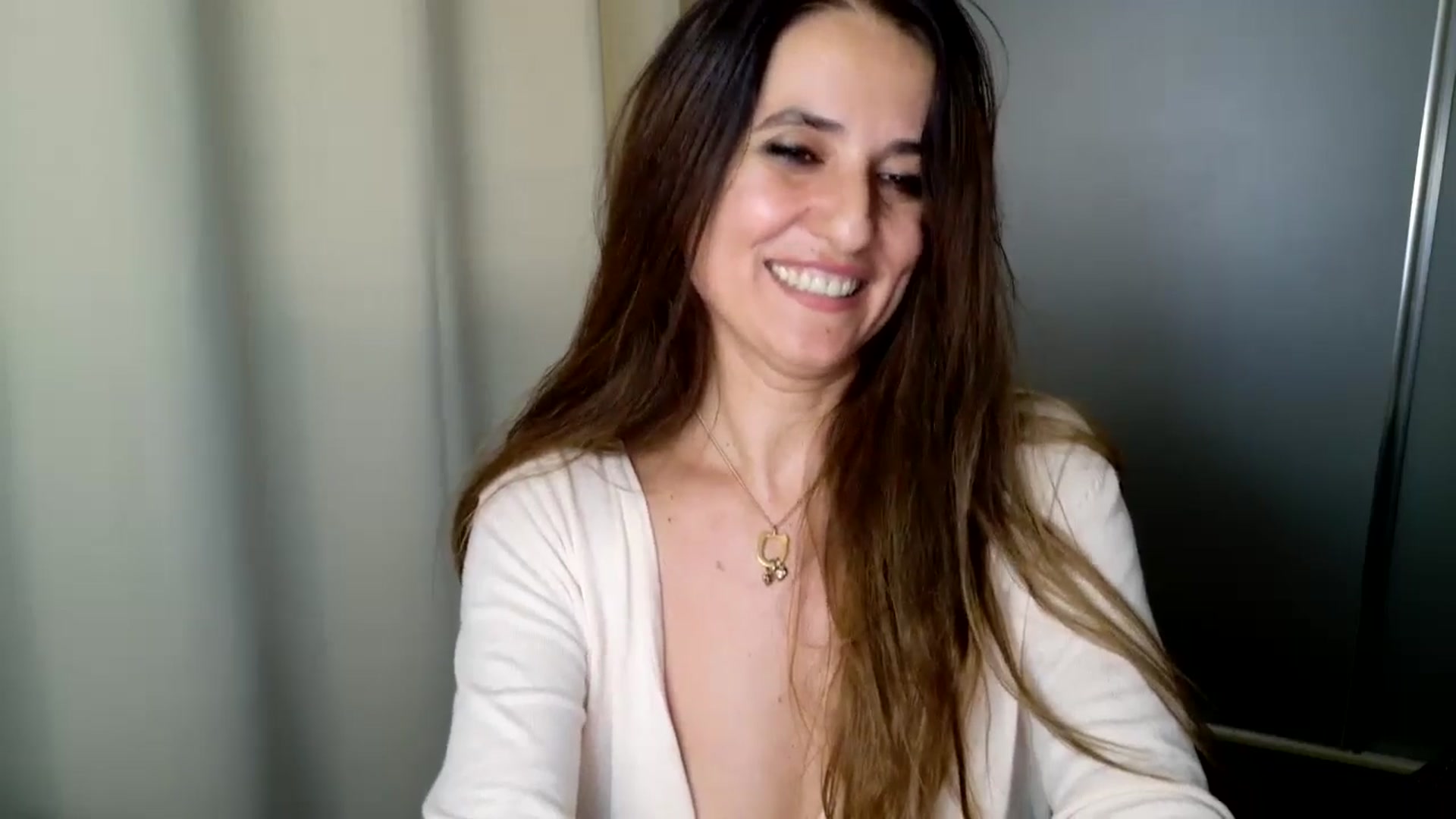 Gallery image thumbnail from DANIELLE's myfreecams stream on, 12/19/2024, 11:14 image 13 of 20