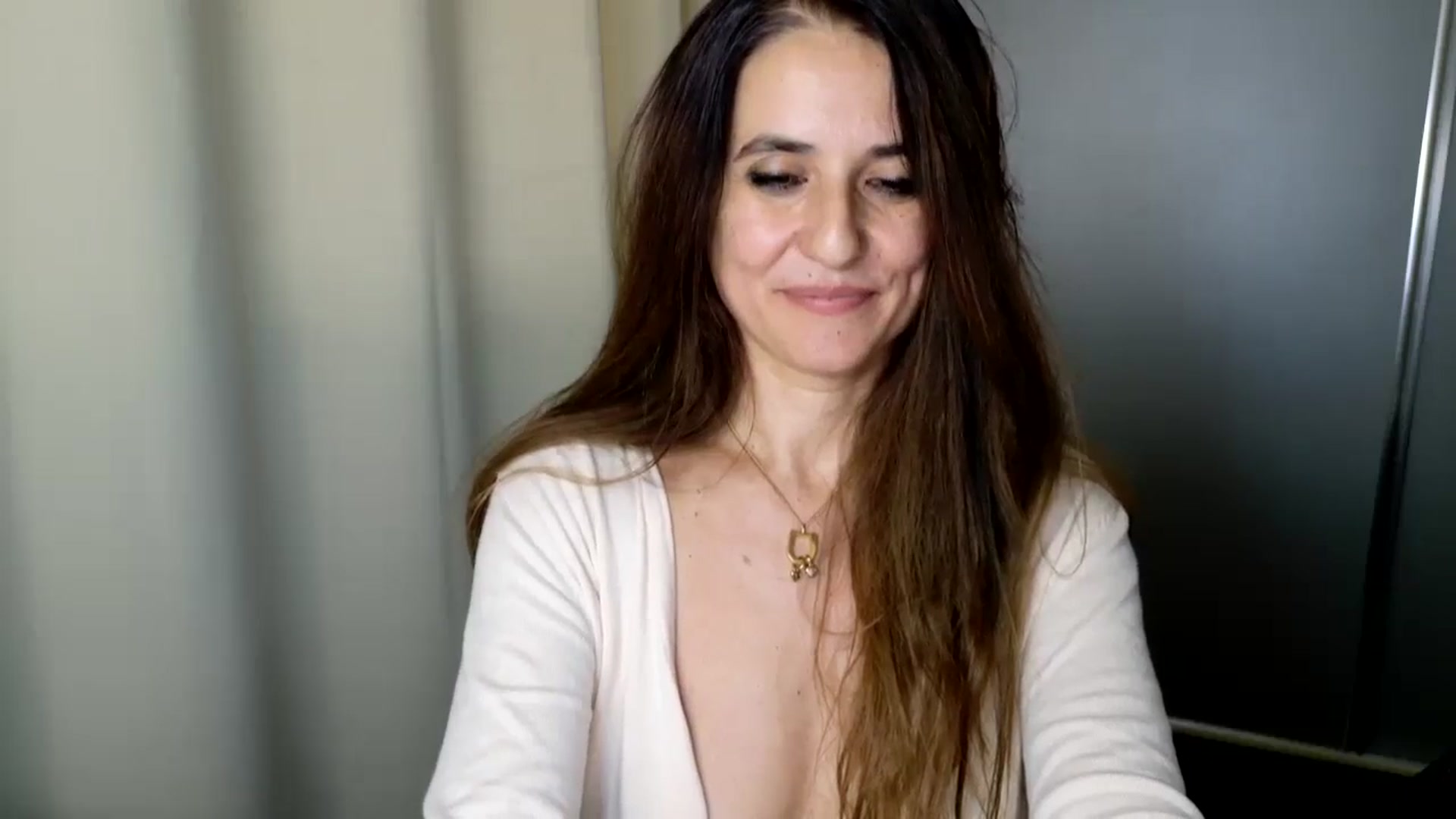 Gallery image thumbnail from DANIELLE's myfreecams stream on, 12/19/2024, 11:14 image 14 of 20