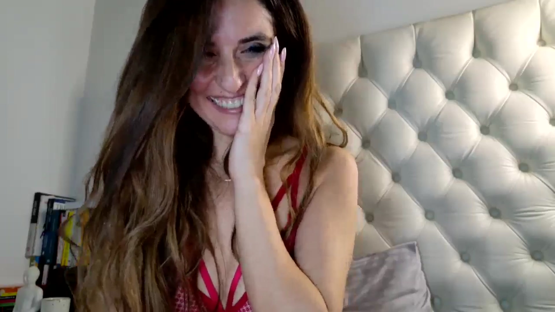 Gallery image thumbnail from DANIELLE's myfreecams stream on, 12/22/2024, 08:06 image 10 of 20